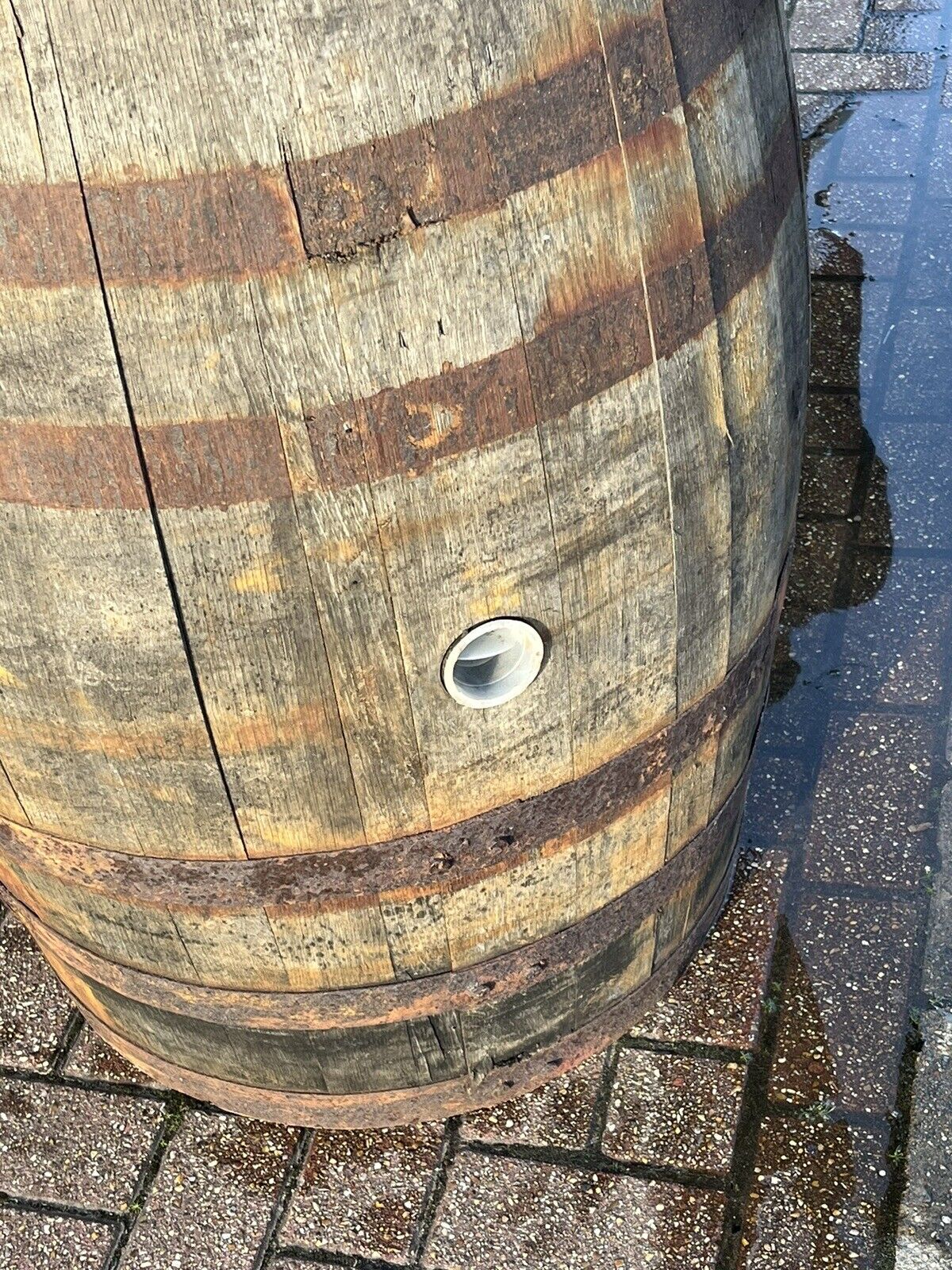 Oak Beer / Whisky Barrels. Full Size, Make Great Home Bar Tables. 5 Available.