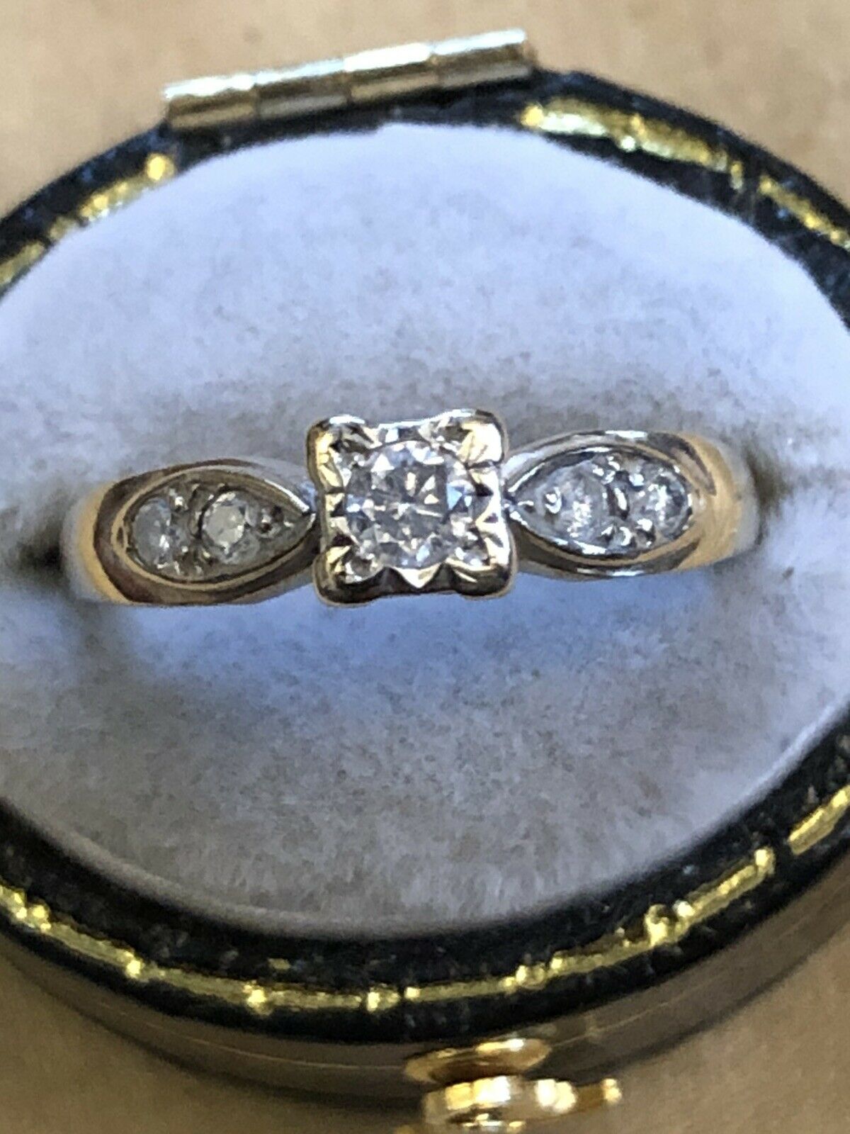 Vintage 9ct Yellow Gold Diamond Ring Size J1/2
