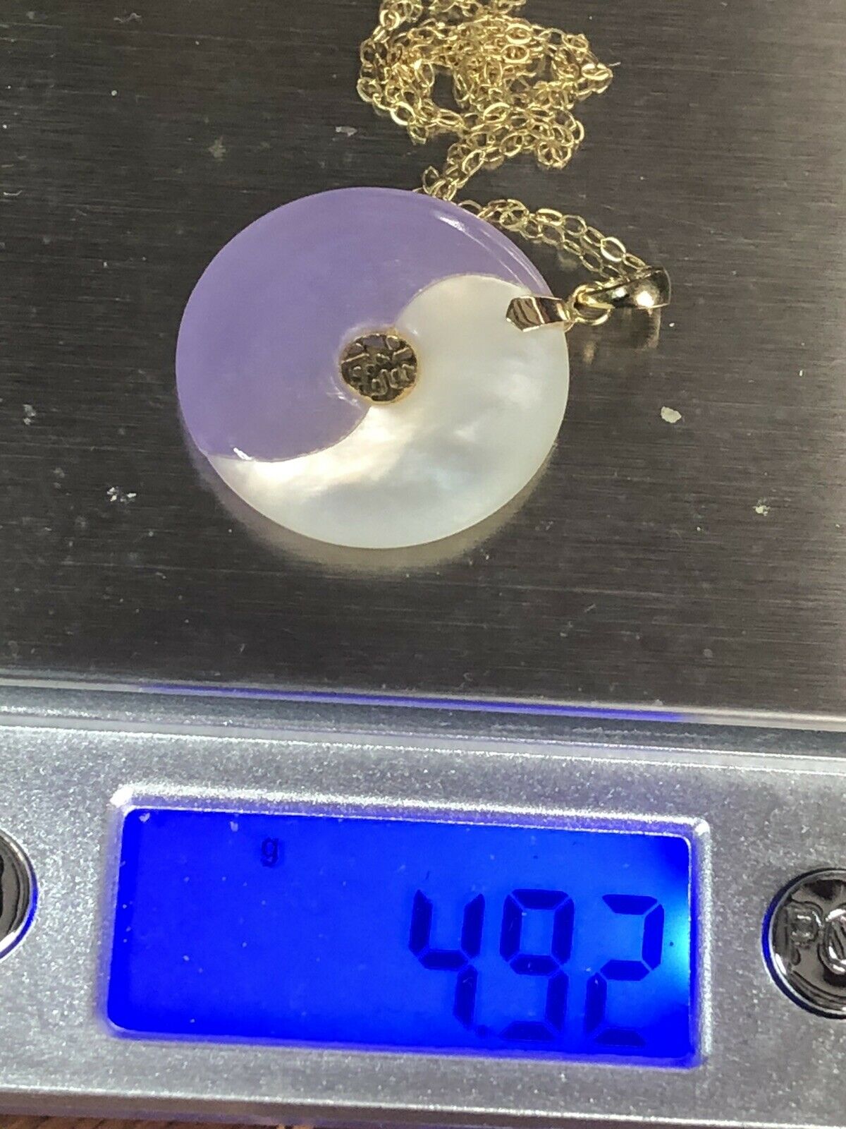 Chinese 14ct Gold Mother Of Pearl Jade Ying Yang Pendant Necklace