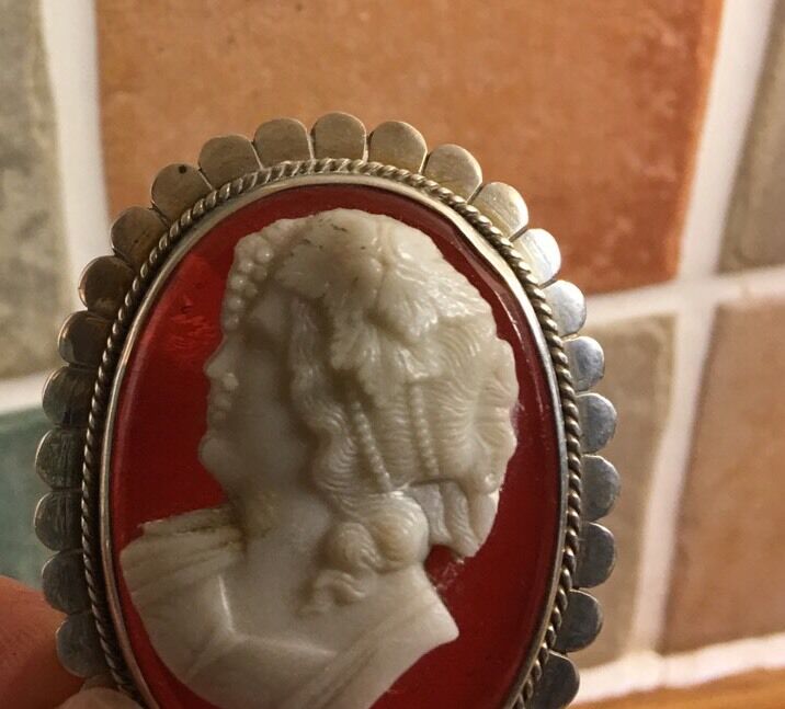 Stunning Vintage/Antique Silver And Glass Cameo Brooch