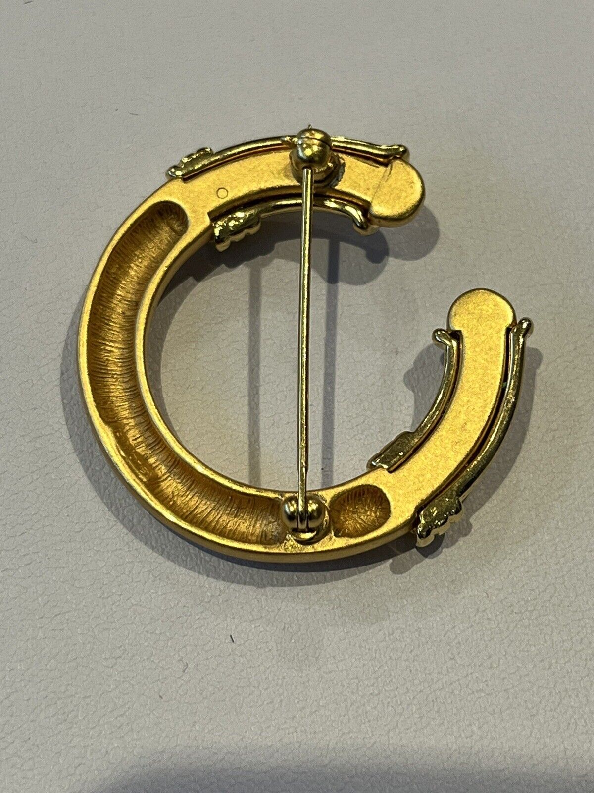 Vintage Gold Tone Stylish Monet Signed Brooch