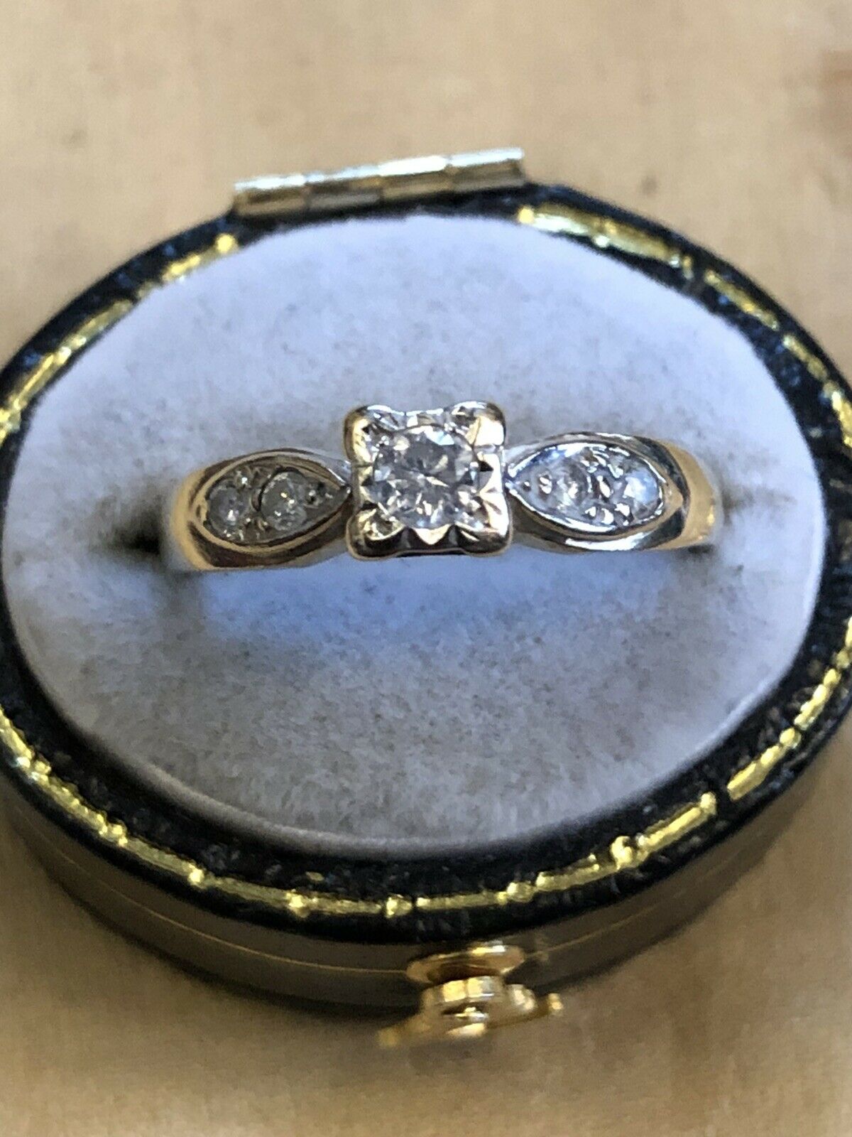 Vintage 9ct Yellow Gold Diamond Ring Size J1/2