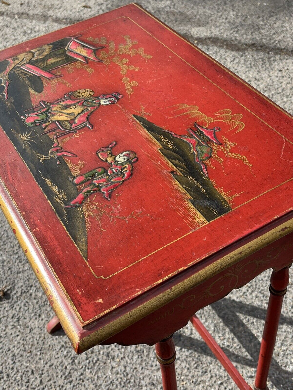 Edwardian Red Lacquered & Japanned Nest Of Tables