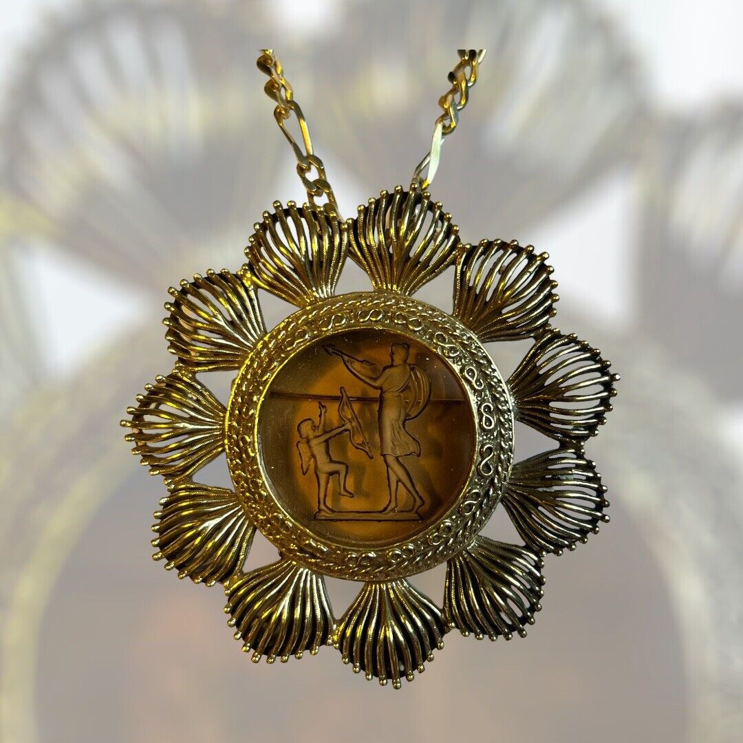 Vintage Gold Plated Etched Glass Pendant Brooch 18K Plated Chain