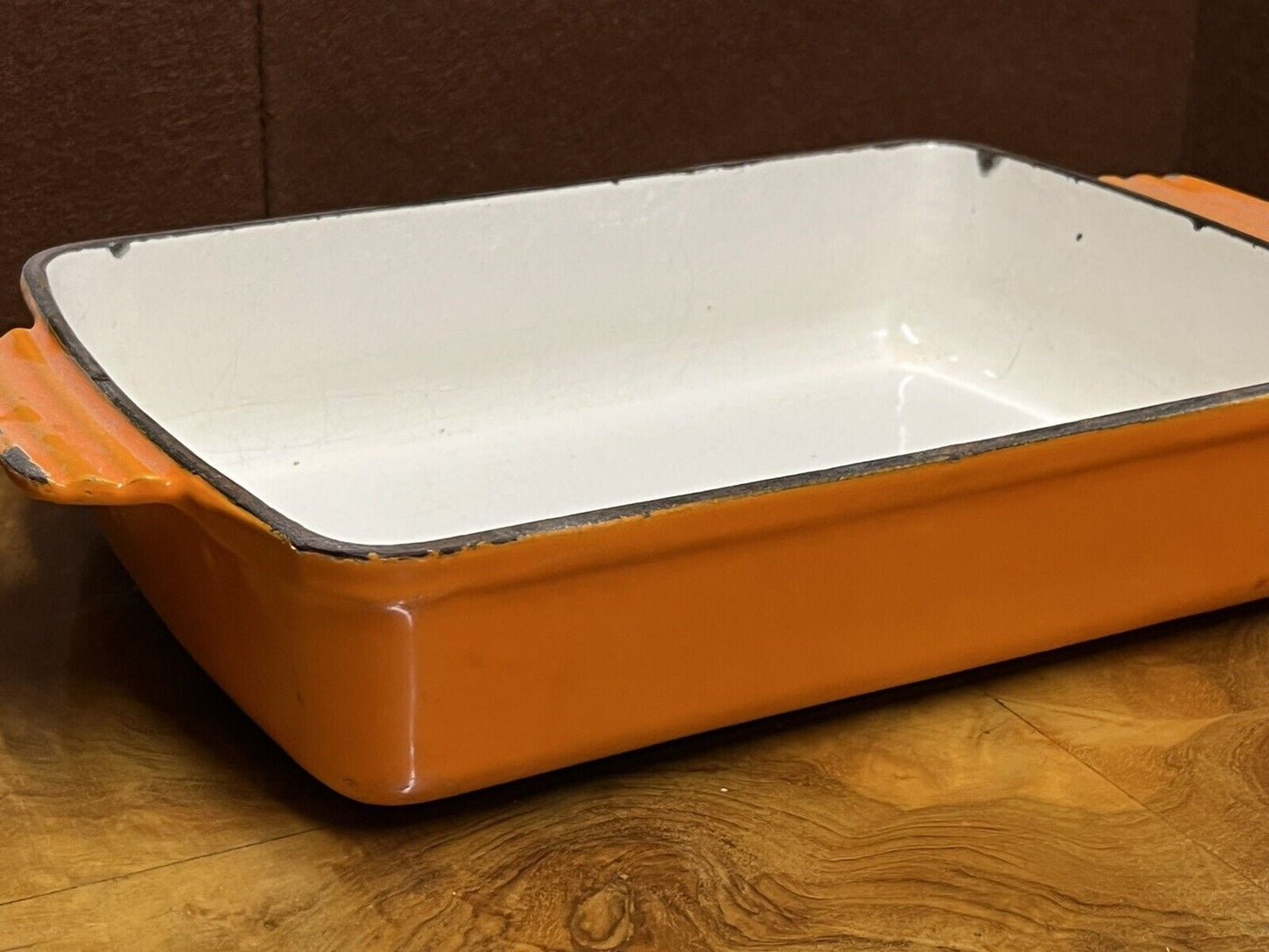 Le Creuset Cast Iron Roaster Dish. We Ship Worldwide.