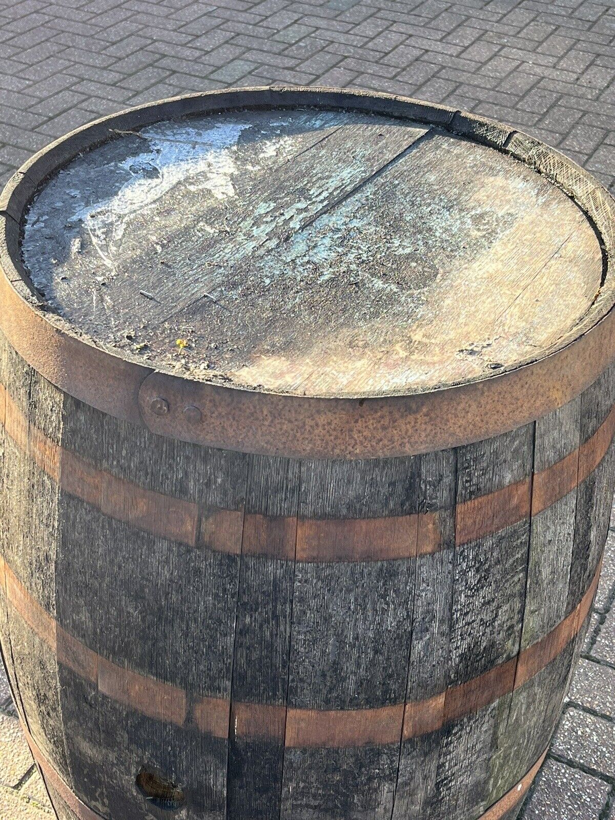 Oak Beer / Whisky Barrels. Full Size, Make Great Home Bar Tables. 5 Available.