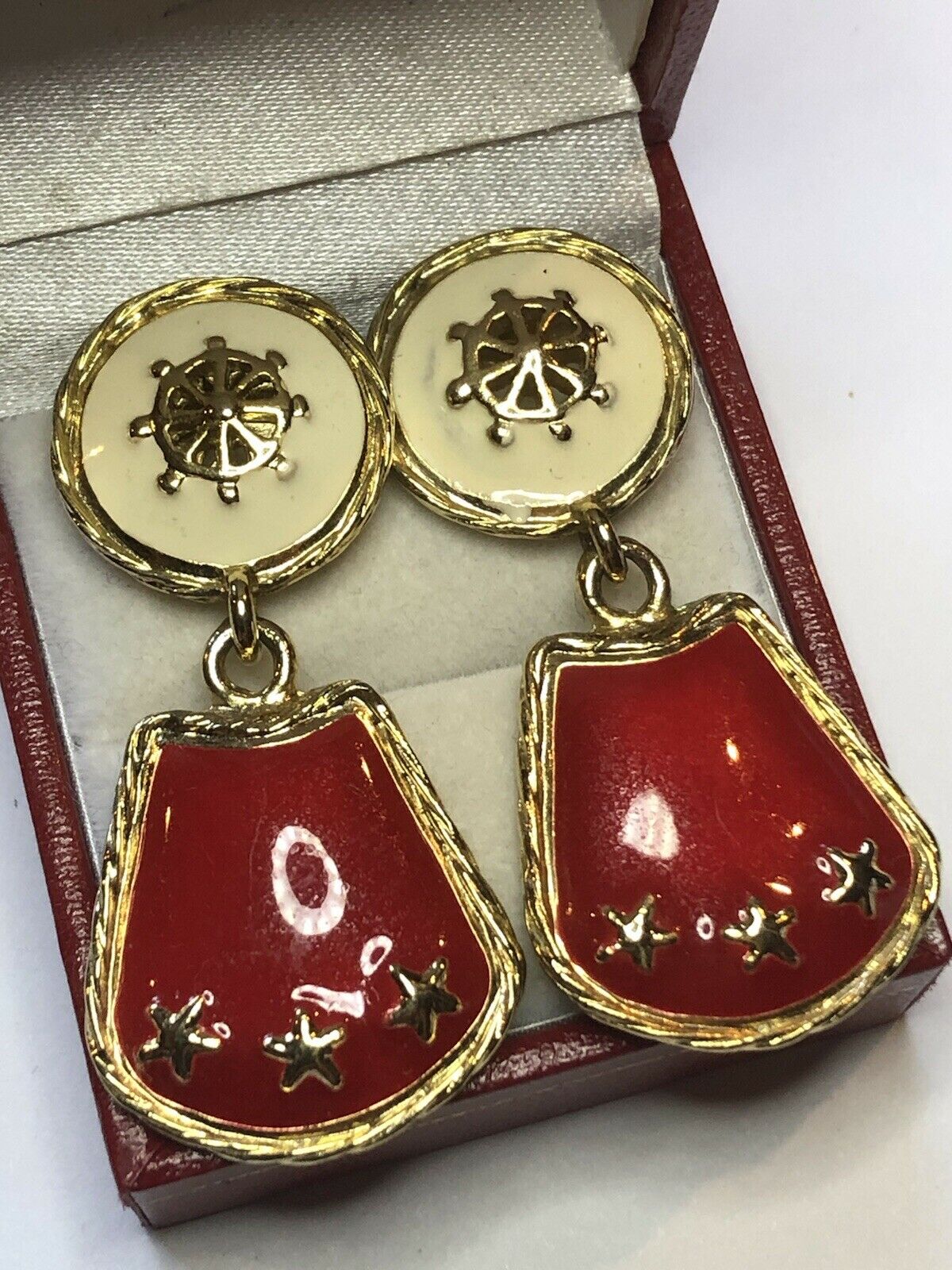 Vintage Gold Tone Red Cream Enamel Stars Maritime Drop Clip On Earrings