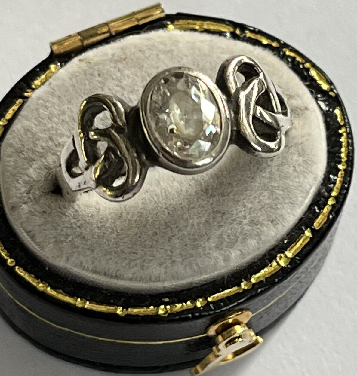 Vintage Silver 925 Celtic Cubic Zirconia Ring
