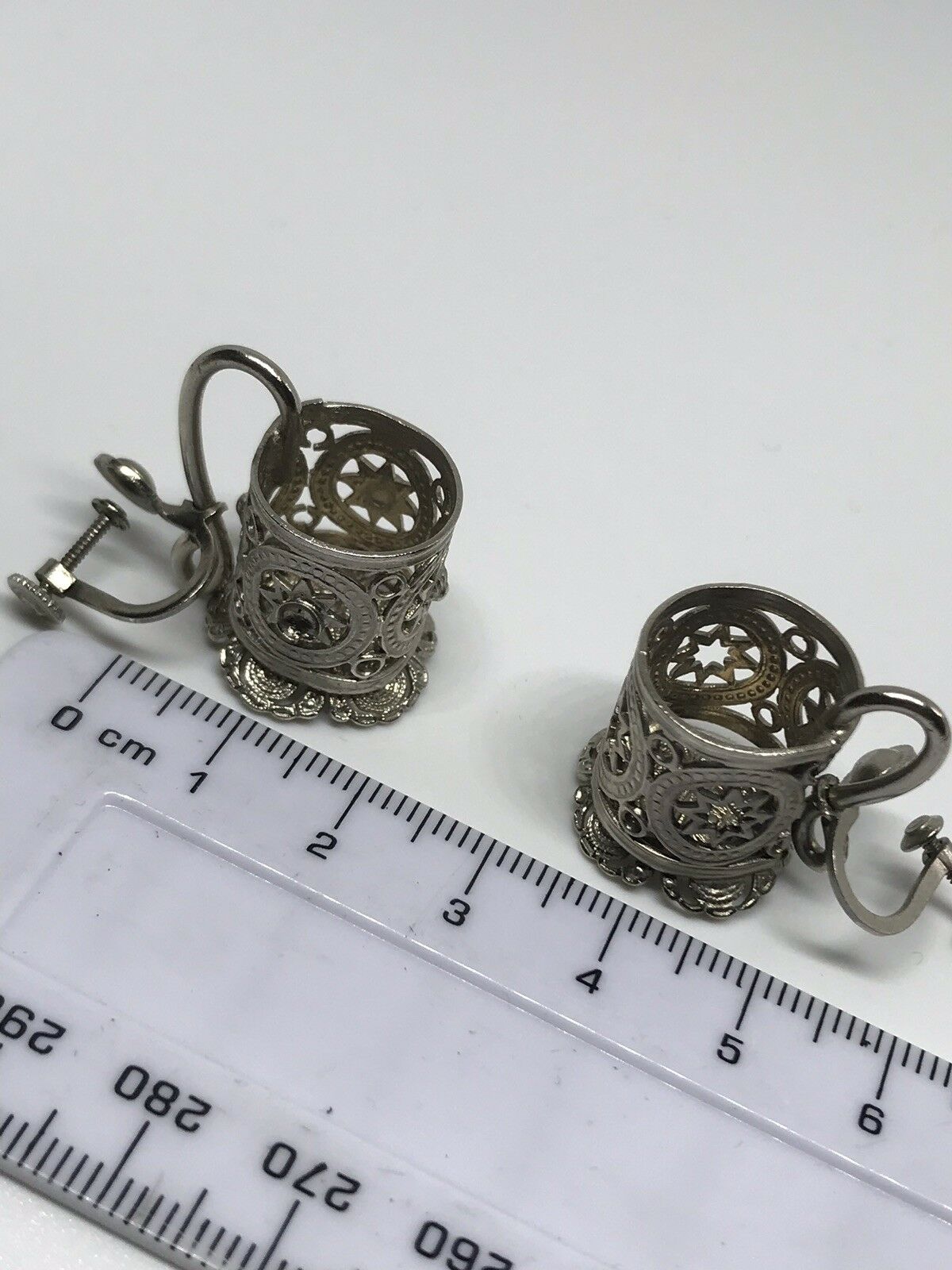 Vintage Cut Out Silver Tone Metal Tankards Screw Back Earrings