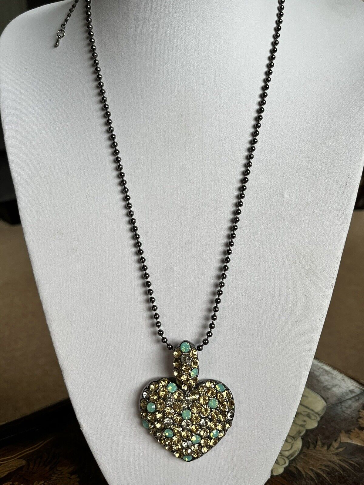 Vintage Statement Diamanté Heart Pendant Necklace