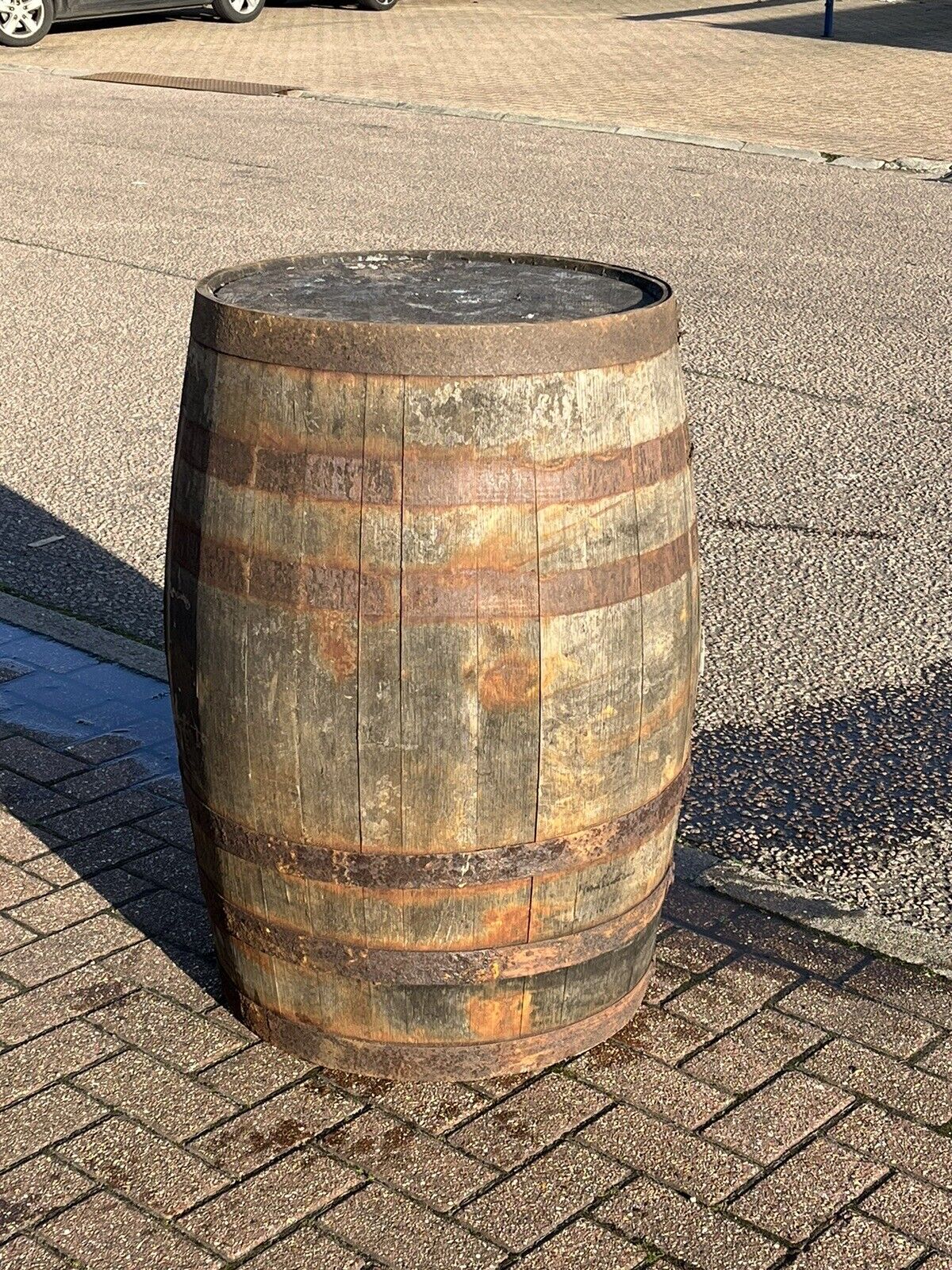 Oak Beer / Whisky Barrels. Full Size, Make Great Home Bar Tables. 5 Available.