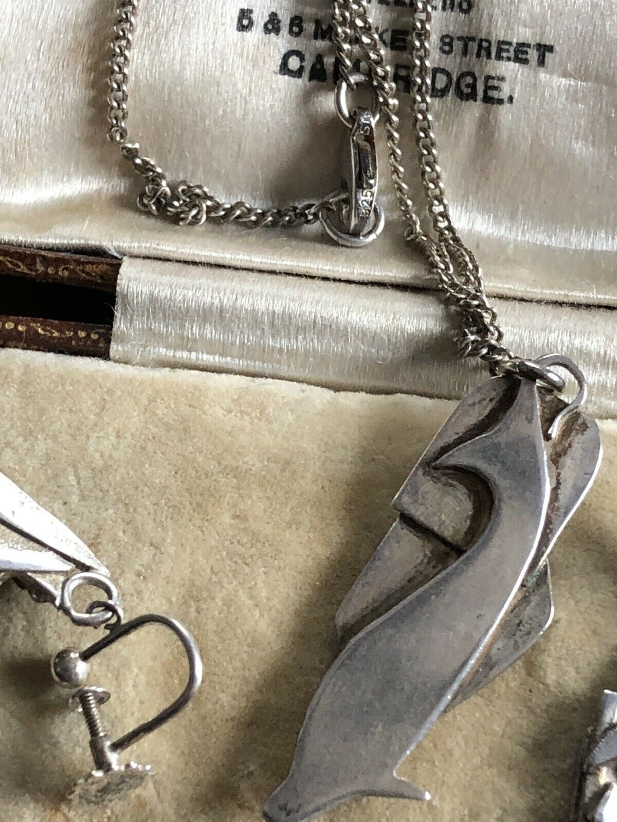 Vintage Modernist Silver Necklace And Screwback Earring Set