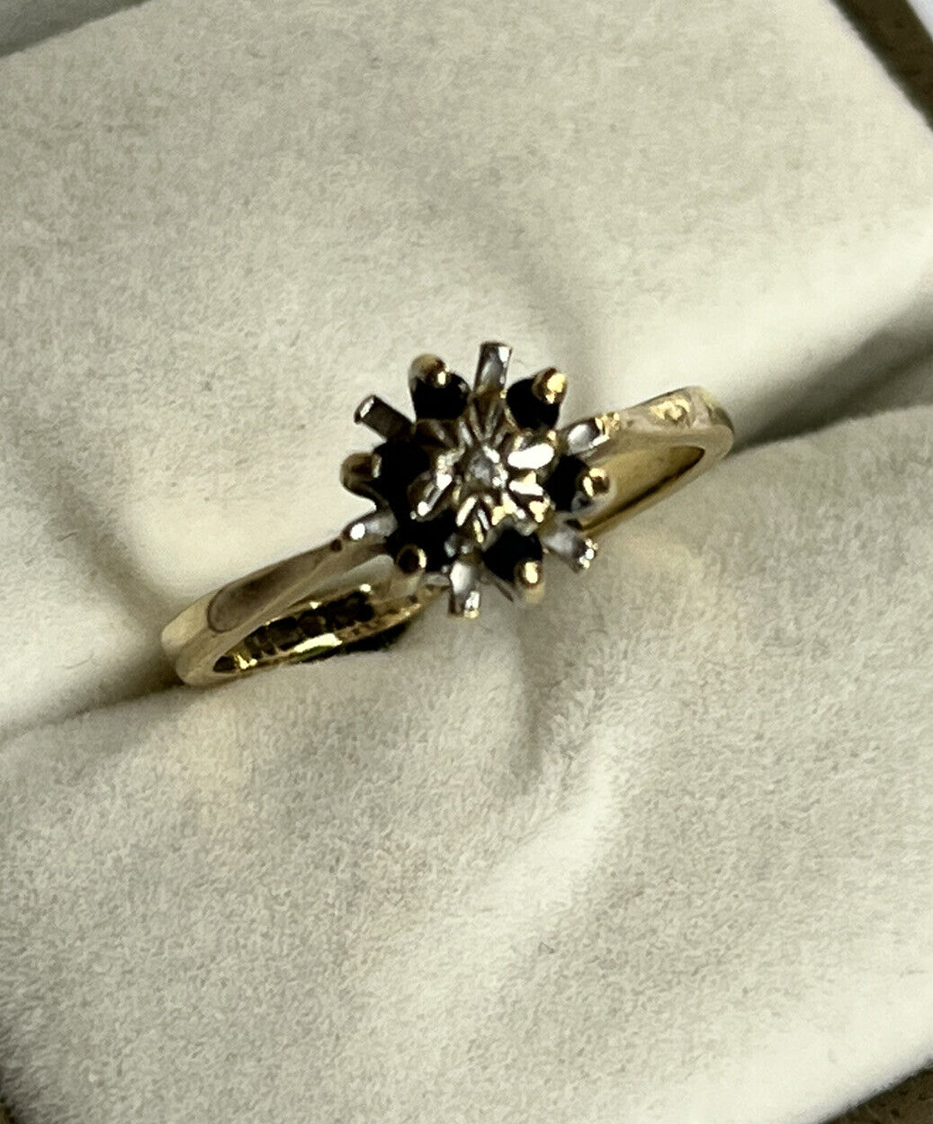 Vintage 9ct Gold Diamond Sapphire Snowflake Ring Size K