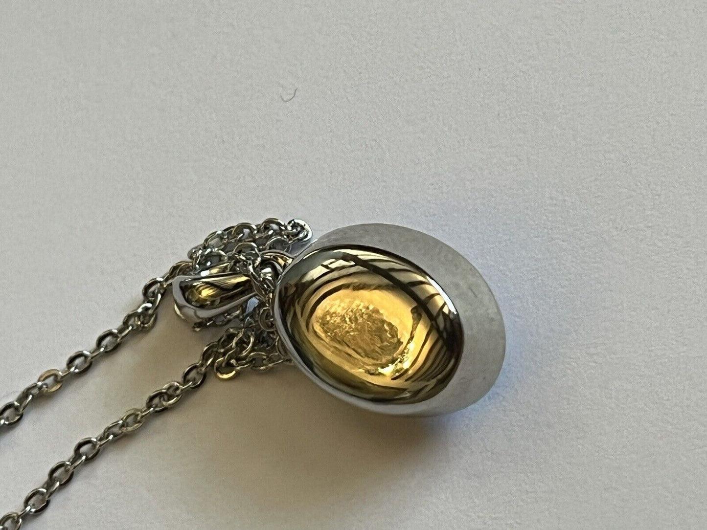 Vintage 1980s Rhodium Plated Blue Solitaire Crystal Necklace New Old Stock