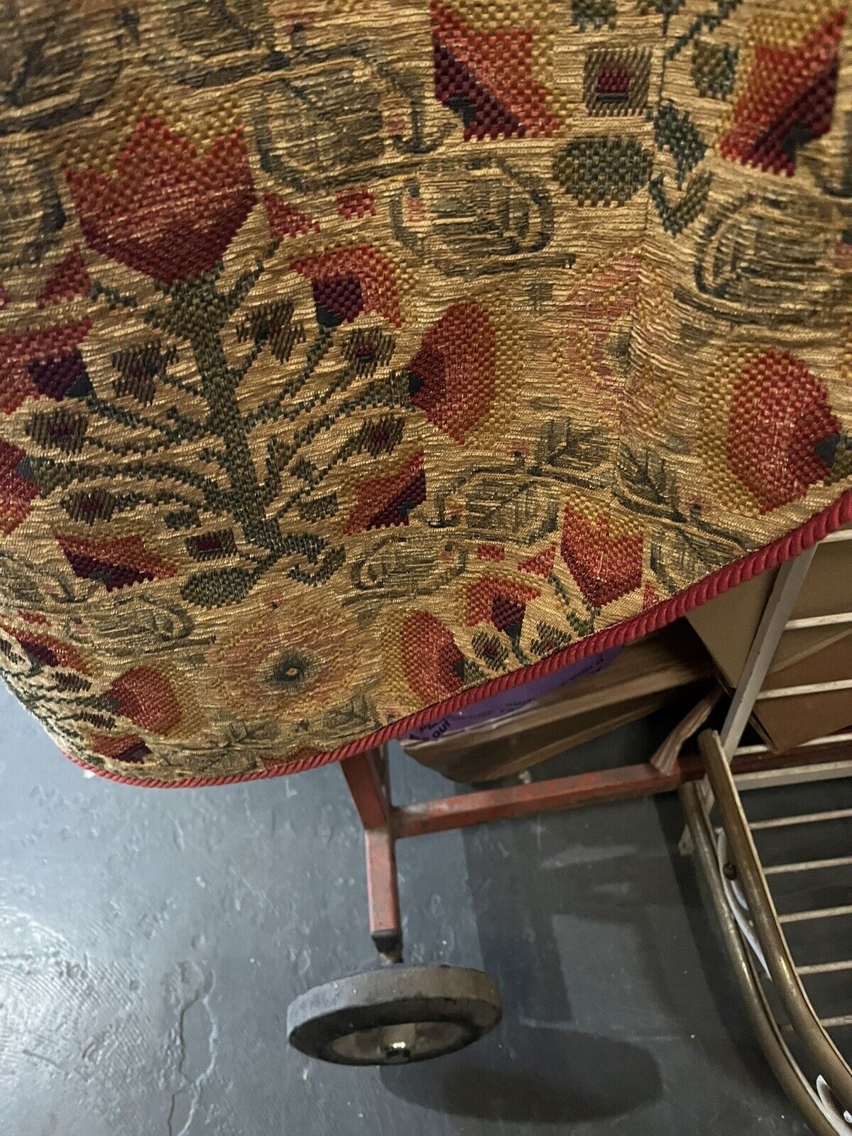 HUGE tablecloth, 295 Cms In Length X 123 Cms, Superb Heavy Quality. Tapestry