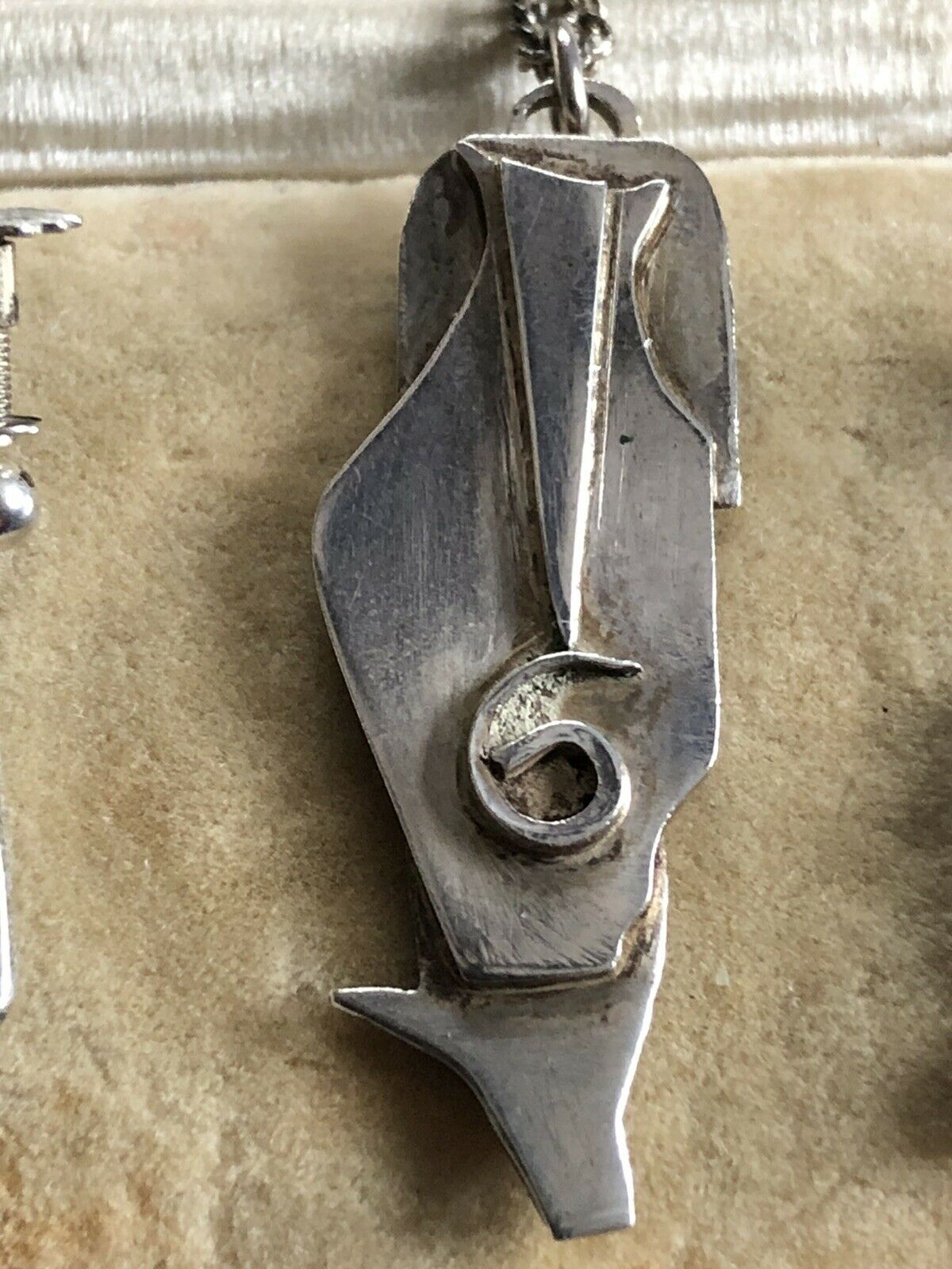 Vintage Modernist Silver Necklace And Screwback Earring Set