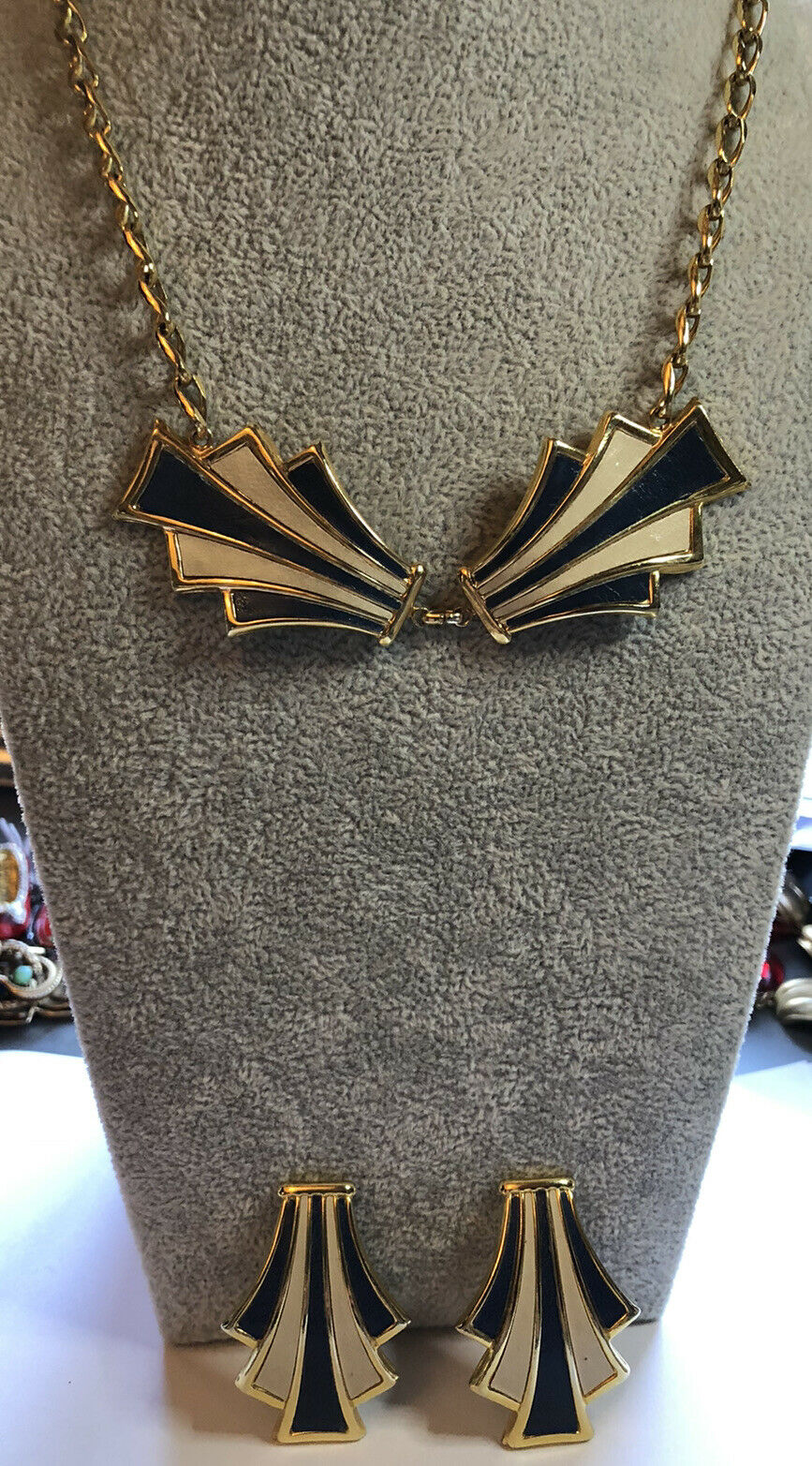 Vintage Blue And White Striped Gold Tone Necklace And Clip On Earring Set