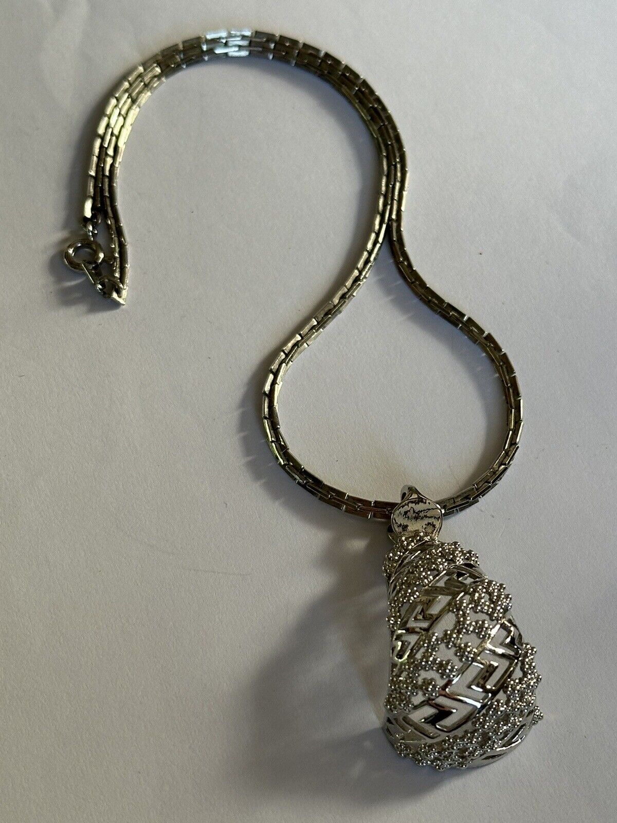 Vintage Silver Tone Sunbelle Textured Pendant Necklace