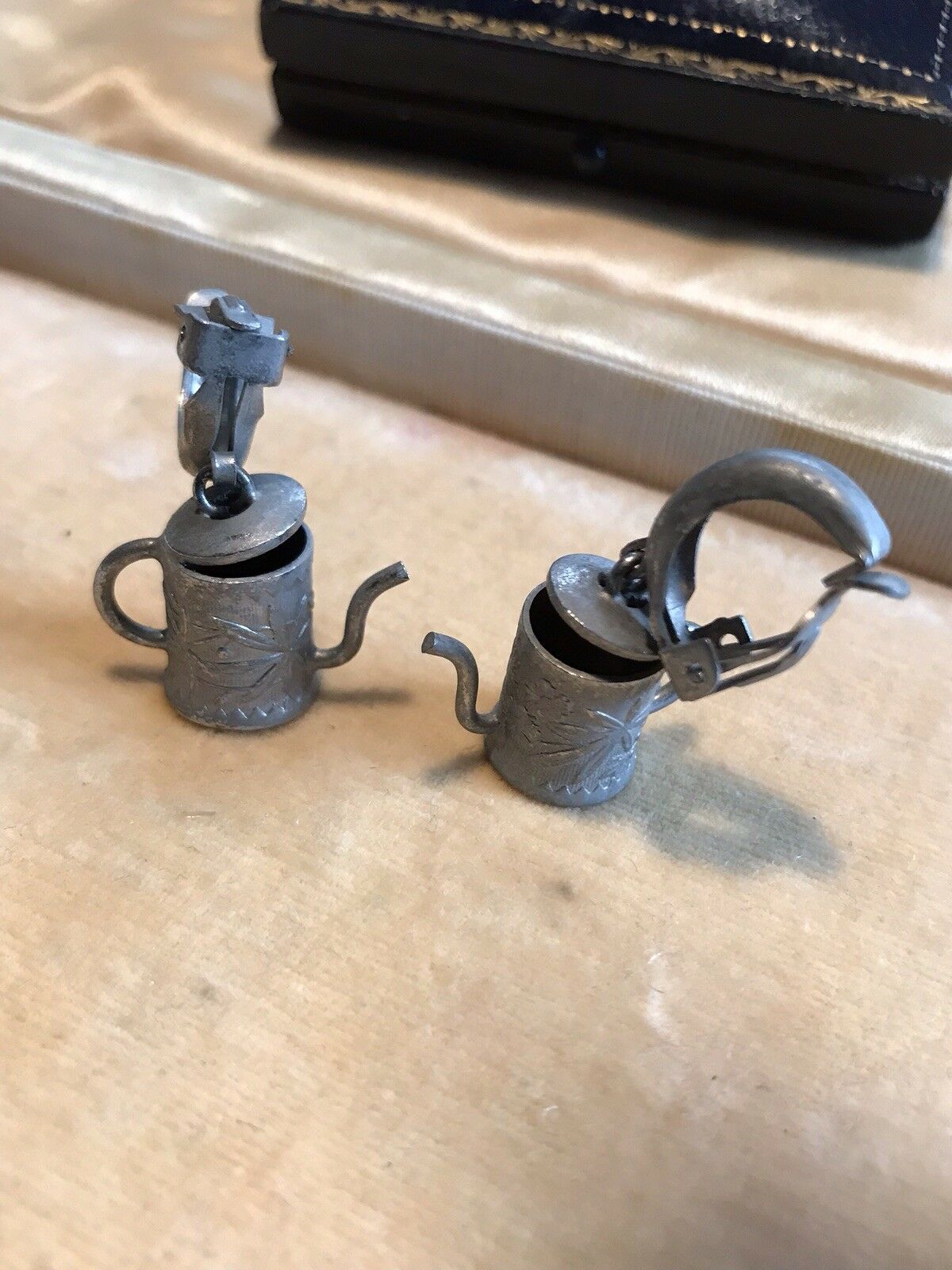 Vintage Mini Tankard Clip On Earrings