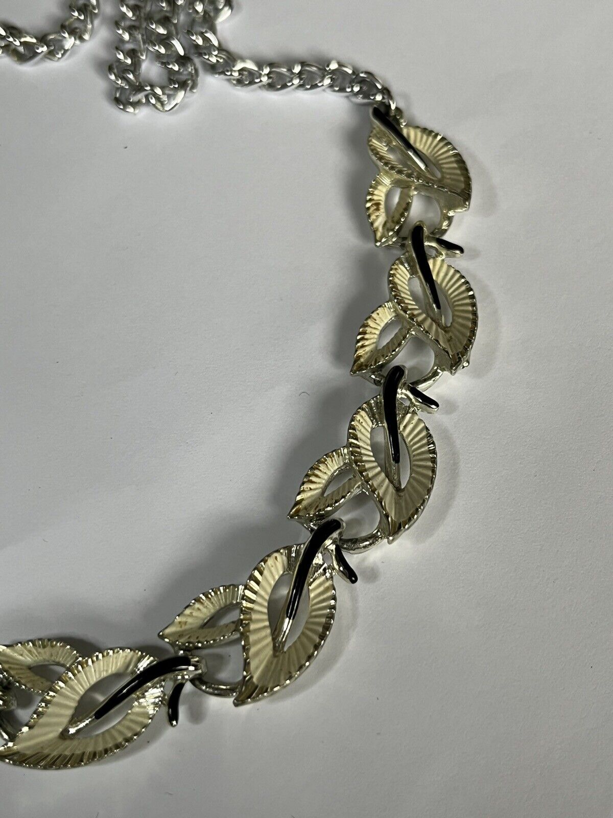 Vintage Silver Tone Cream Black Enamel Signed Leaves Necklace