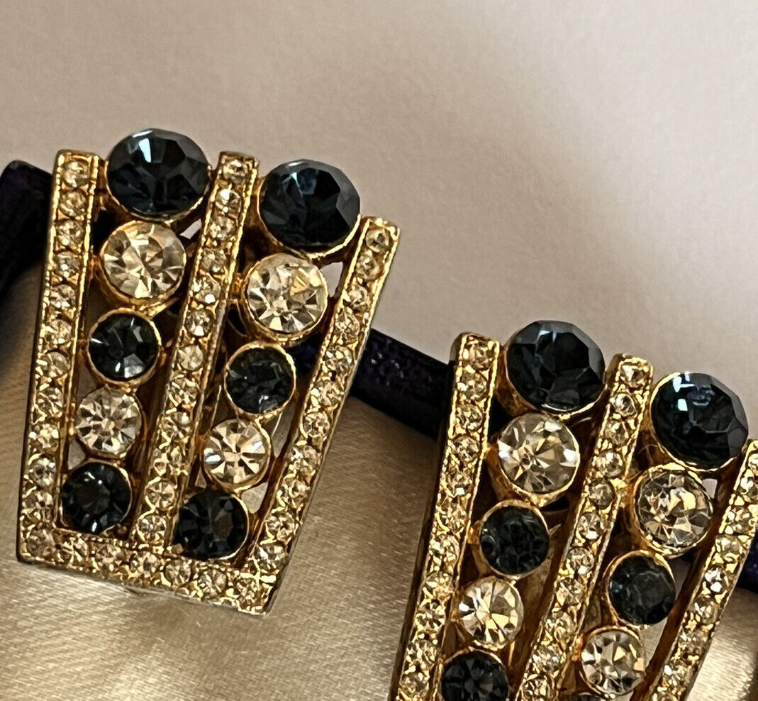 Vintage Gold Tone Blue Clear Diamanté Clip On Earrings