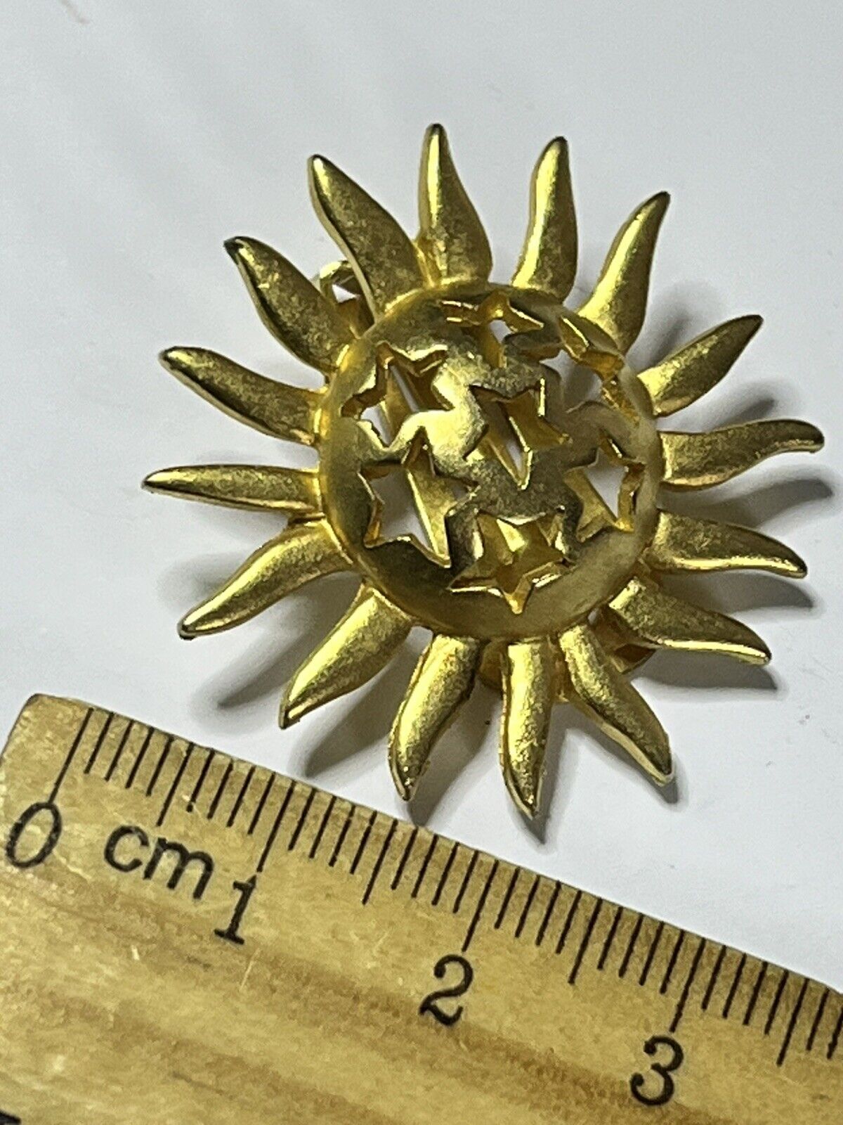 Vintage Gold Tone Sunburst Stars Clip On Earrings
