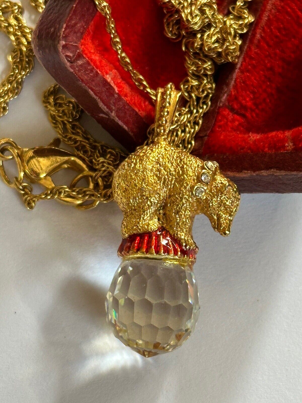 Vintage Gold Tone Polar Bear On Ball Enamel Diamanté Pendant Necklace
