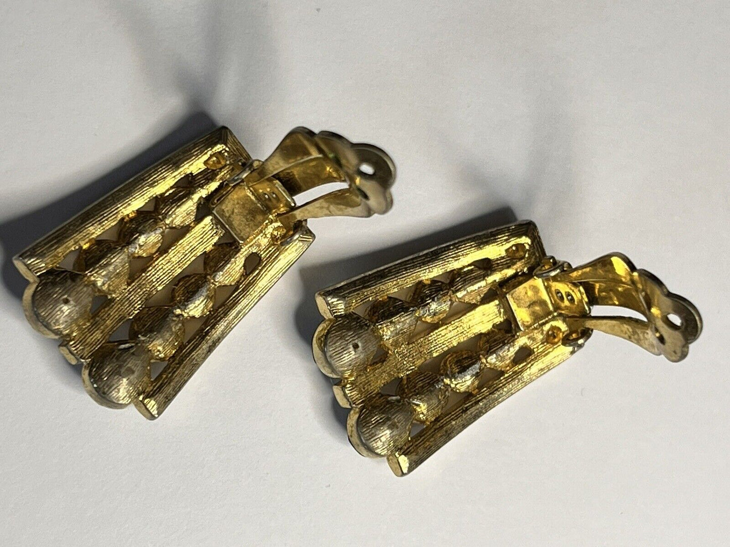 Vintage Gold Tone Blue Clear Diamanté Clip On Earrings
