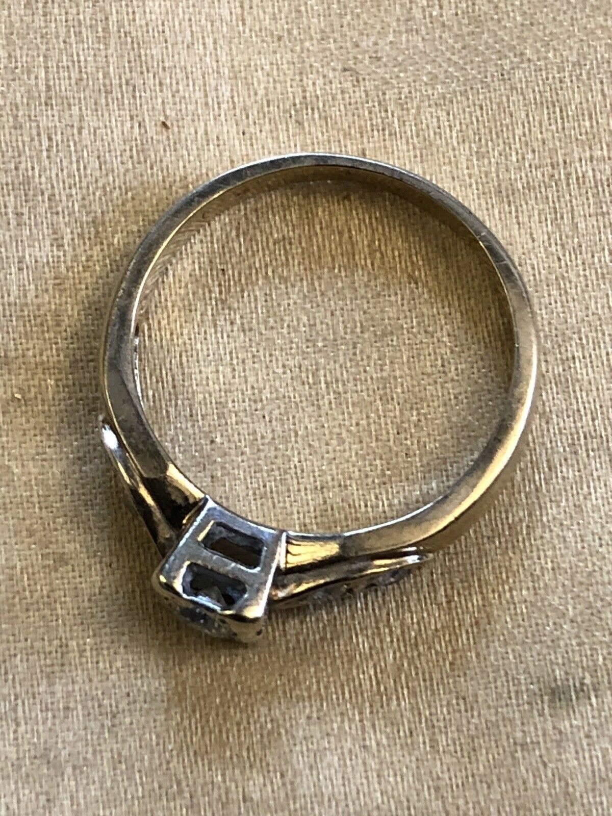 Vintage 9ct Yellow Gold Diamond Ring Size J1/2