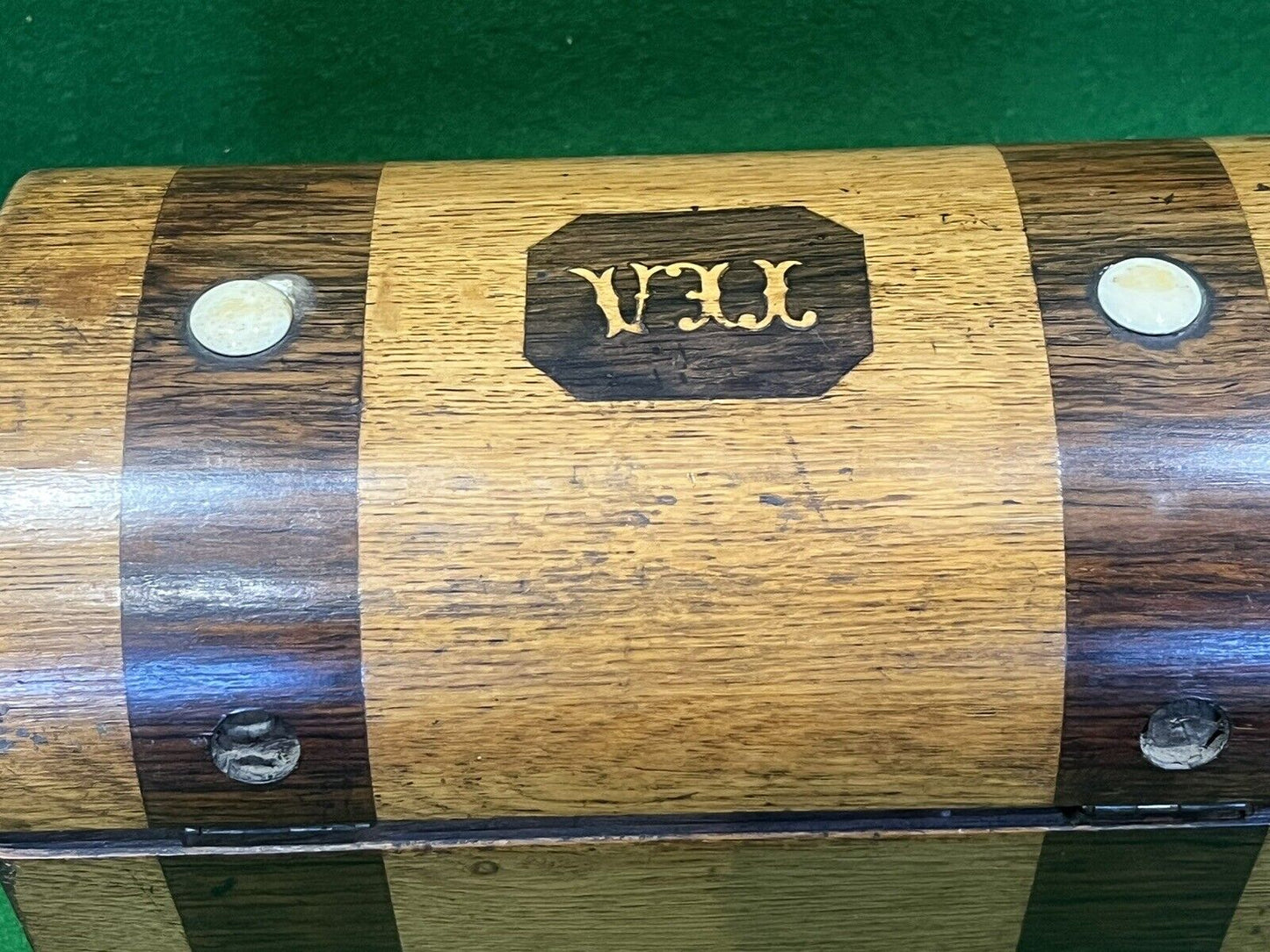 Georgian Inlaid Oak Dome Top Tea Caddy