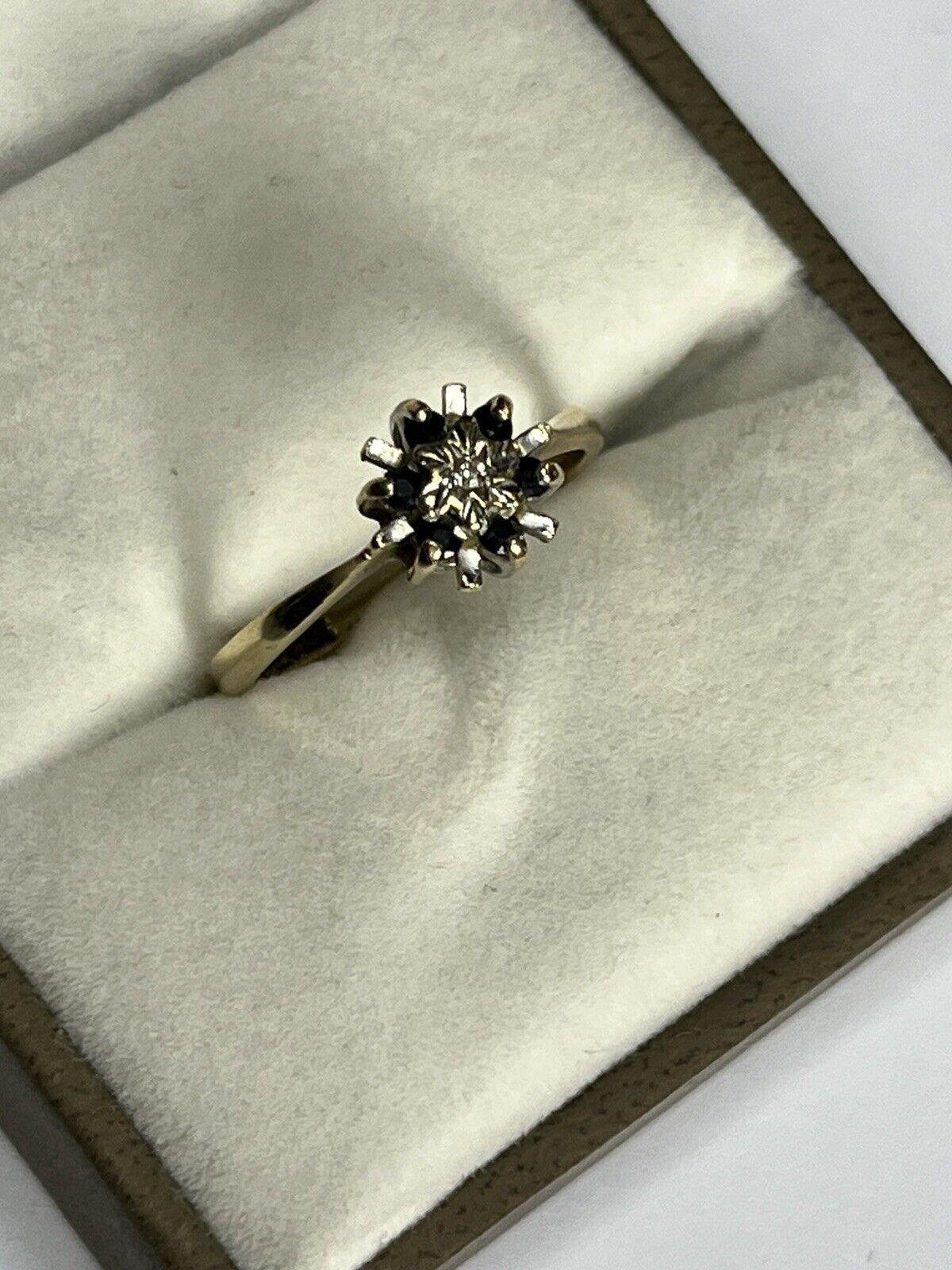 Vintage 9ct Gold Diamond Sapphire Snowflake Ring Size K