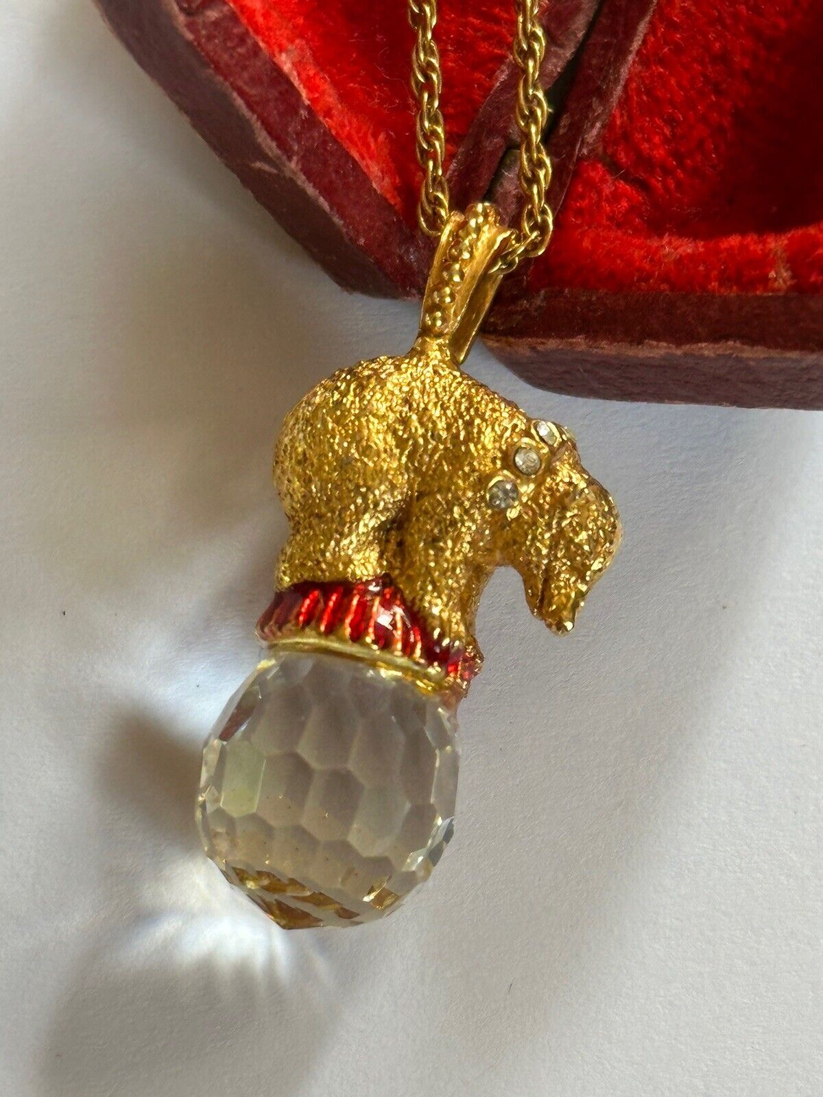 Vintage Gold Tone Polar Bear On Ball Enamel Diamanté Pendant Necklace