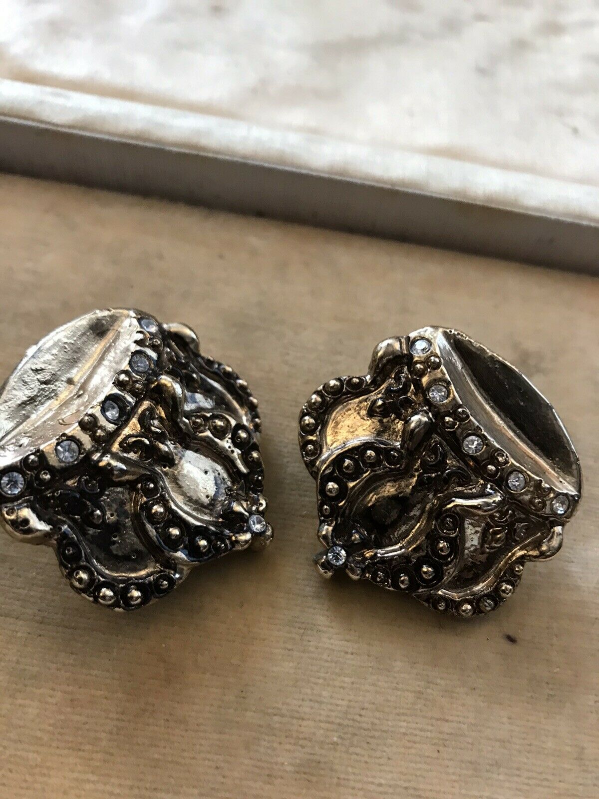 Vintage Crowns Gold Tone Clip On Earrings