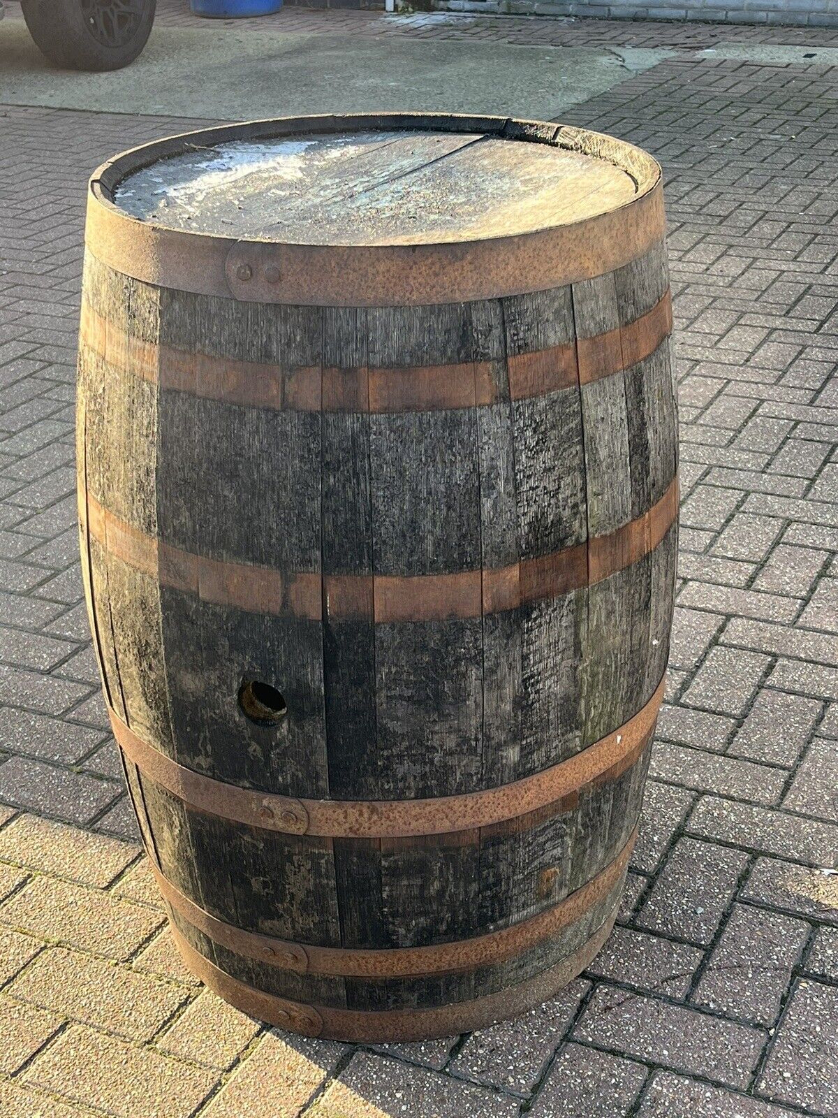 Oak Beer / Whisky Barrels. Full Size, Make Great Home Bar Tables. 5 Available.