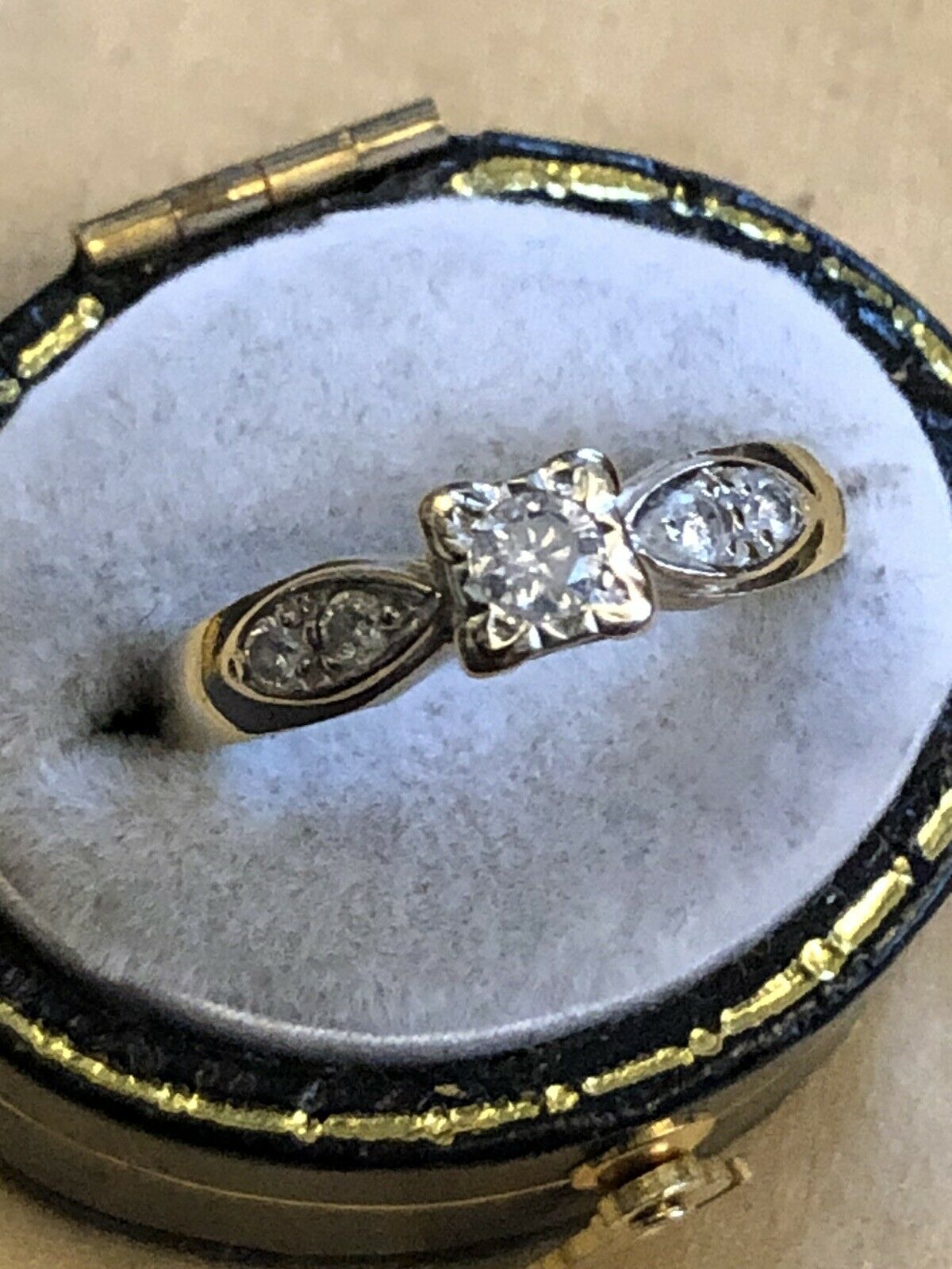Vintage 9ct Yellow Gold Diamond Ring Size J1/2
