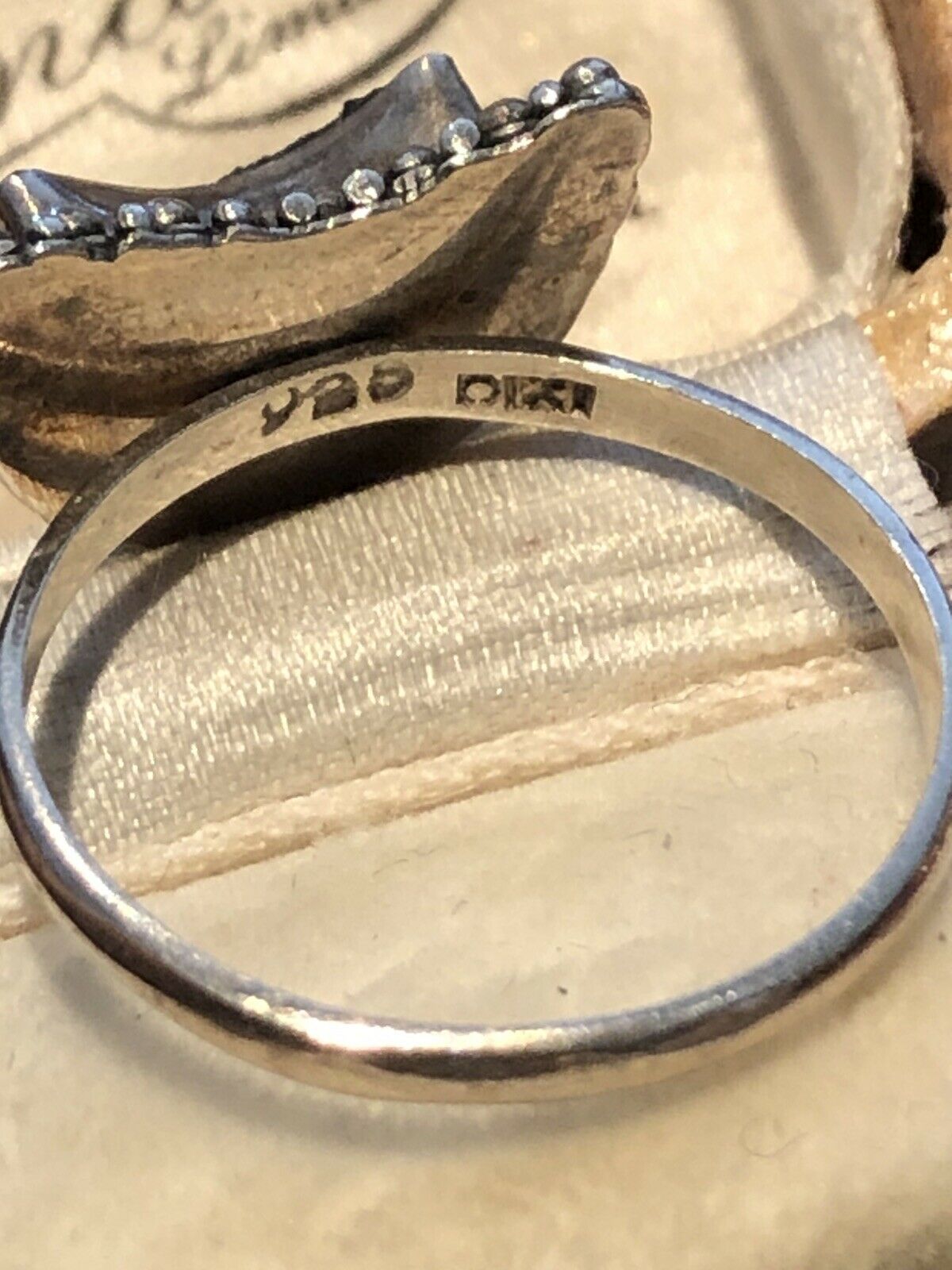 Vintage Sterling Silver Black Diamond Chip Half Moon Ring Size O
