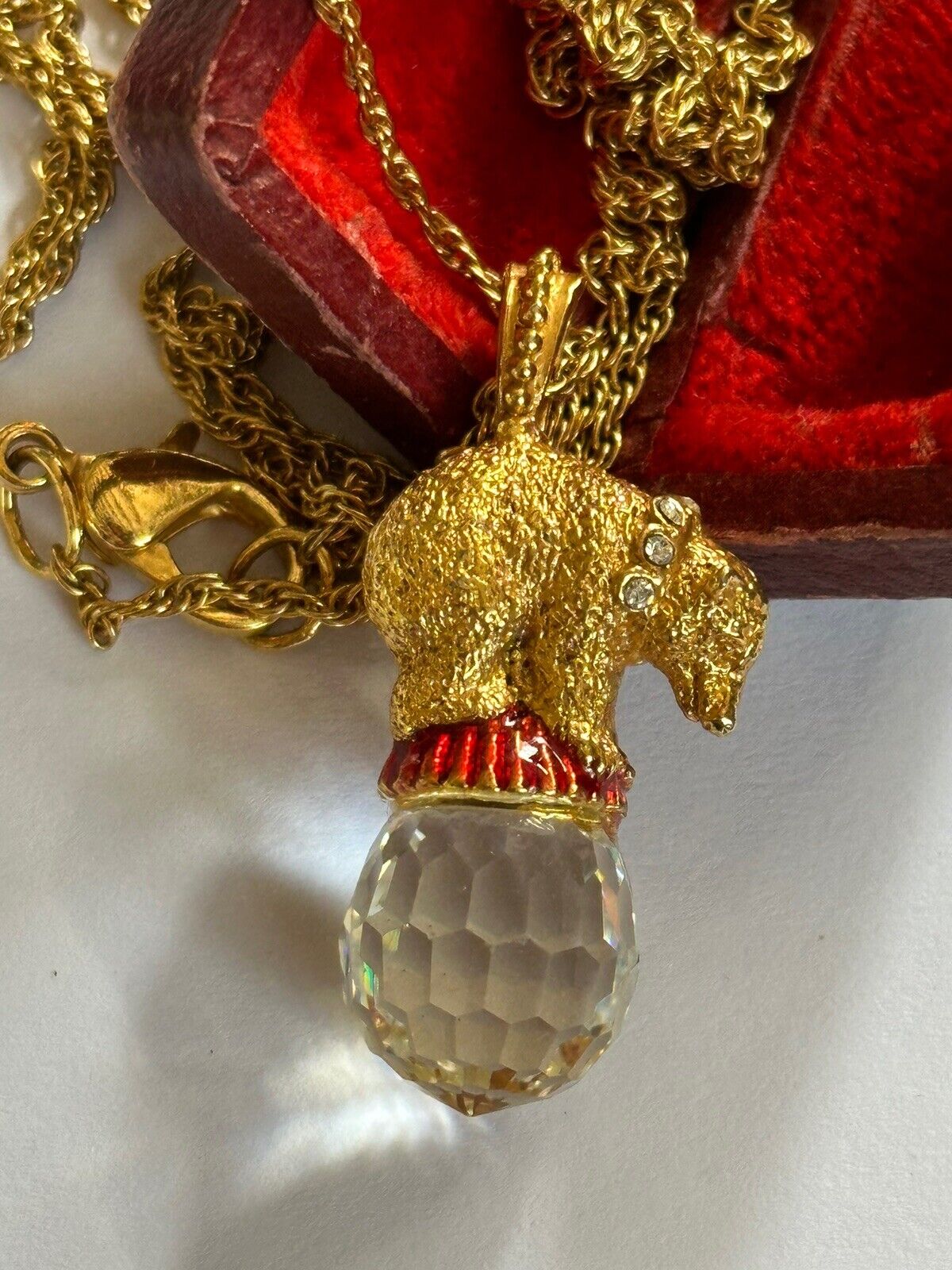 Vintage Gold Tone Polar Bear On Ball Enamel Diamanté Pendant Necklace