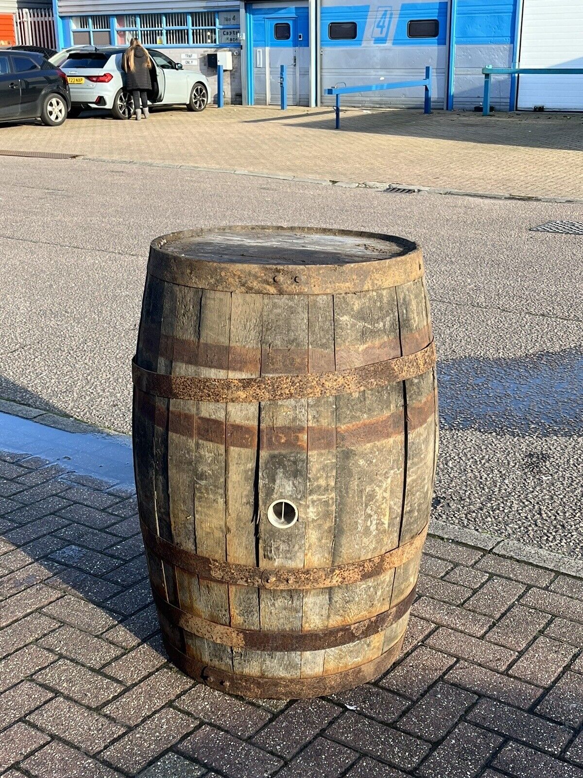 Oak Beer / Whisky Barrels. Full Size, Make Great Home Bar Tables. 5 Available.