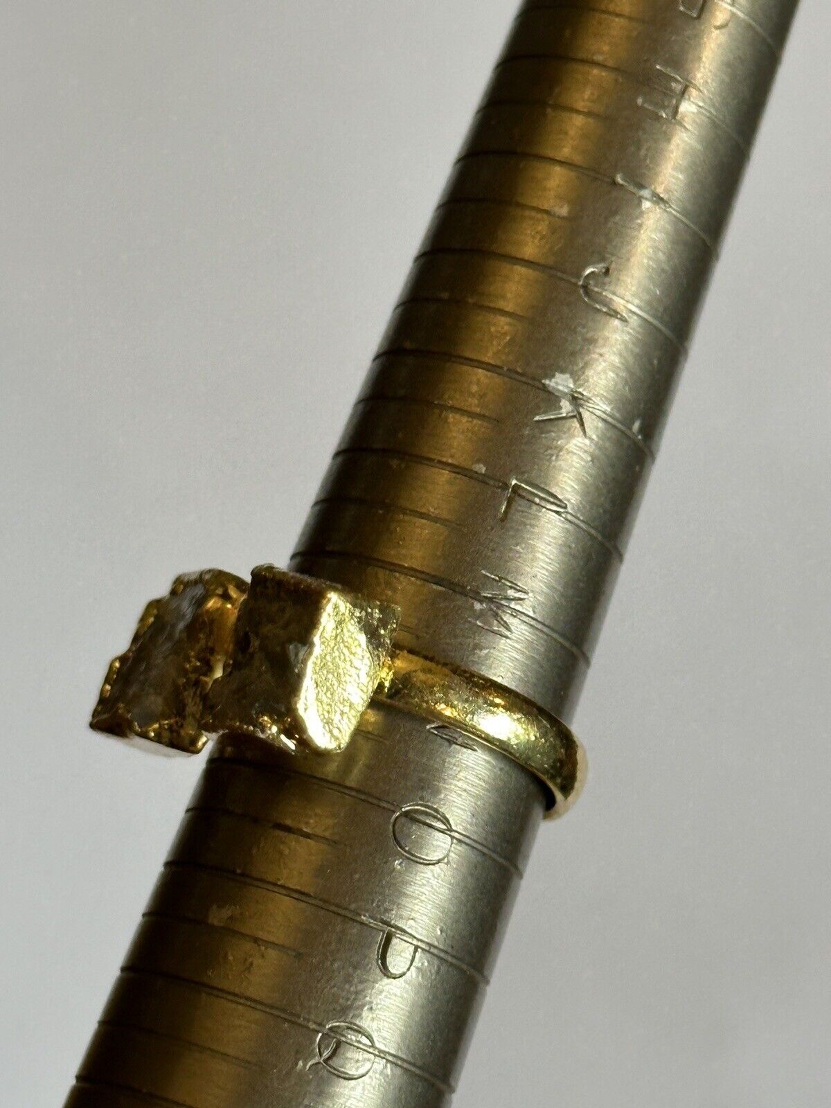 Sefa Huyuk 18k Gold Vermeil Etruscan Raw Grey Rainbow Labradorite Ring
