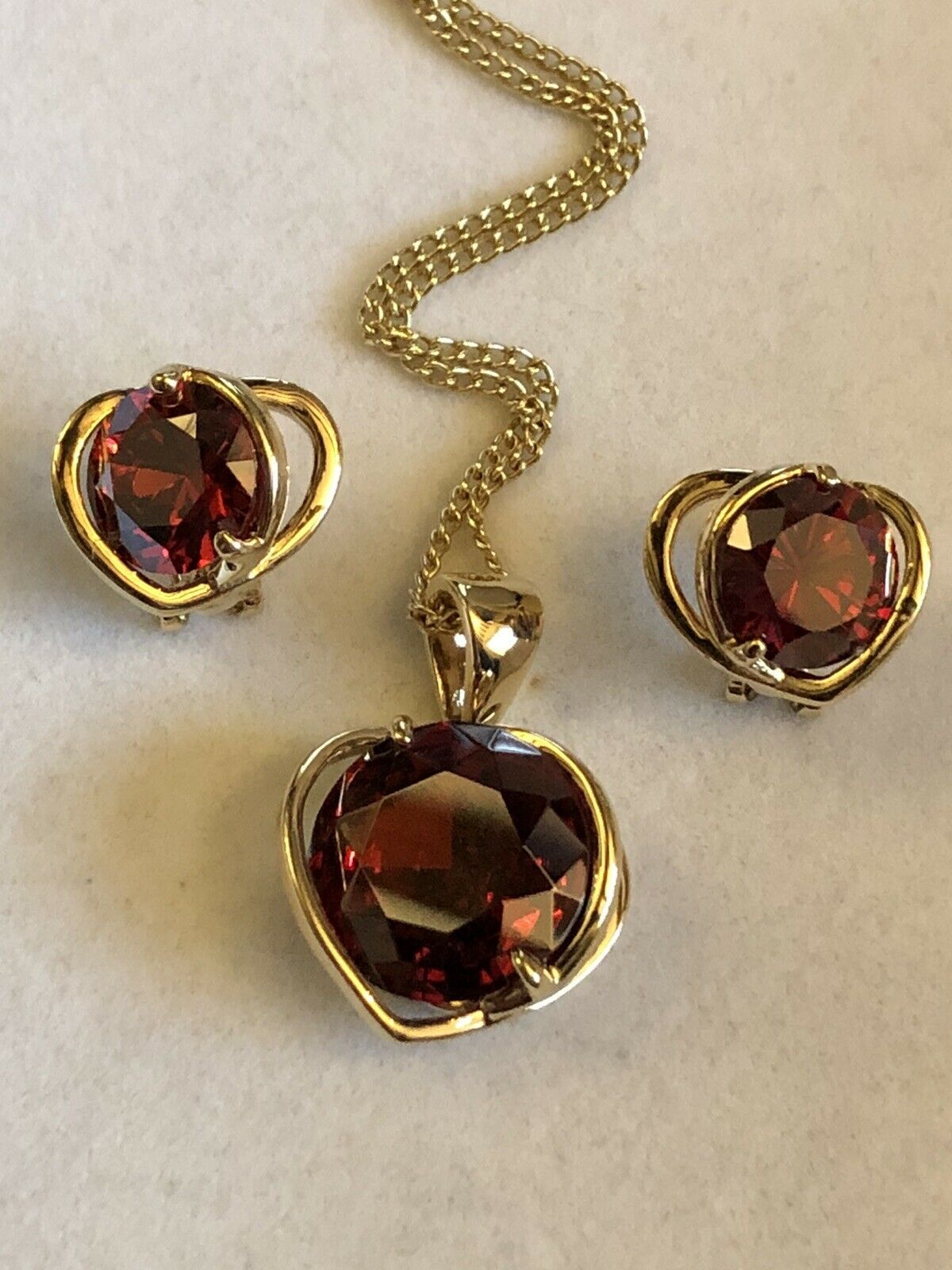Vintage Hearts Gold Plated Red Stone Necklace And Earring Set