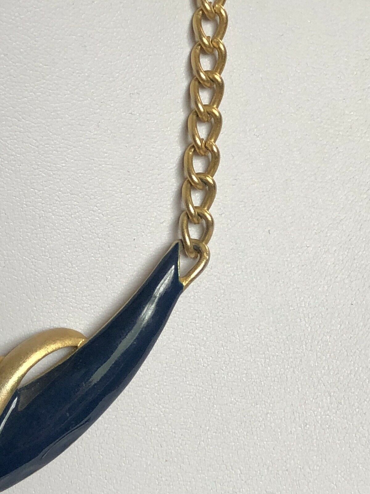 Vintage Matt Gold Tone Blue Enamel Stylised Necklace