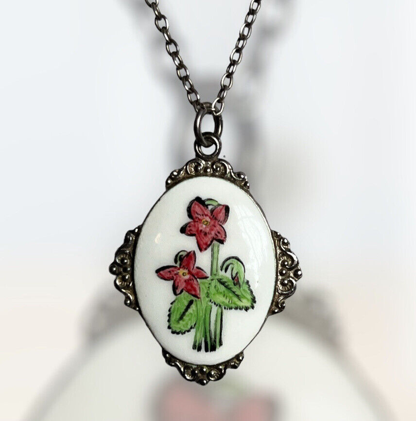 Vintage flower necklace discount