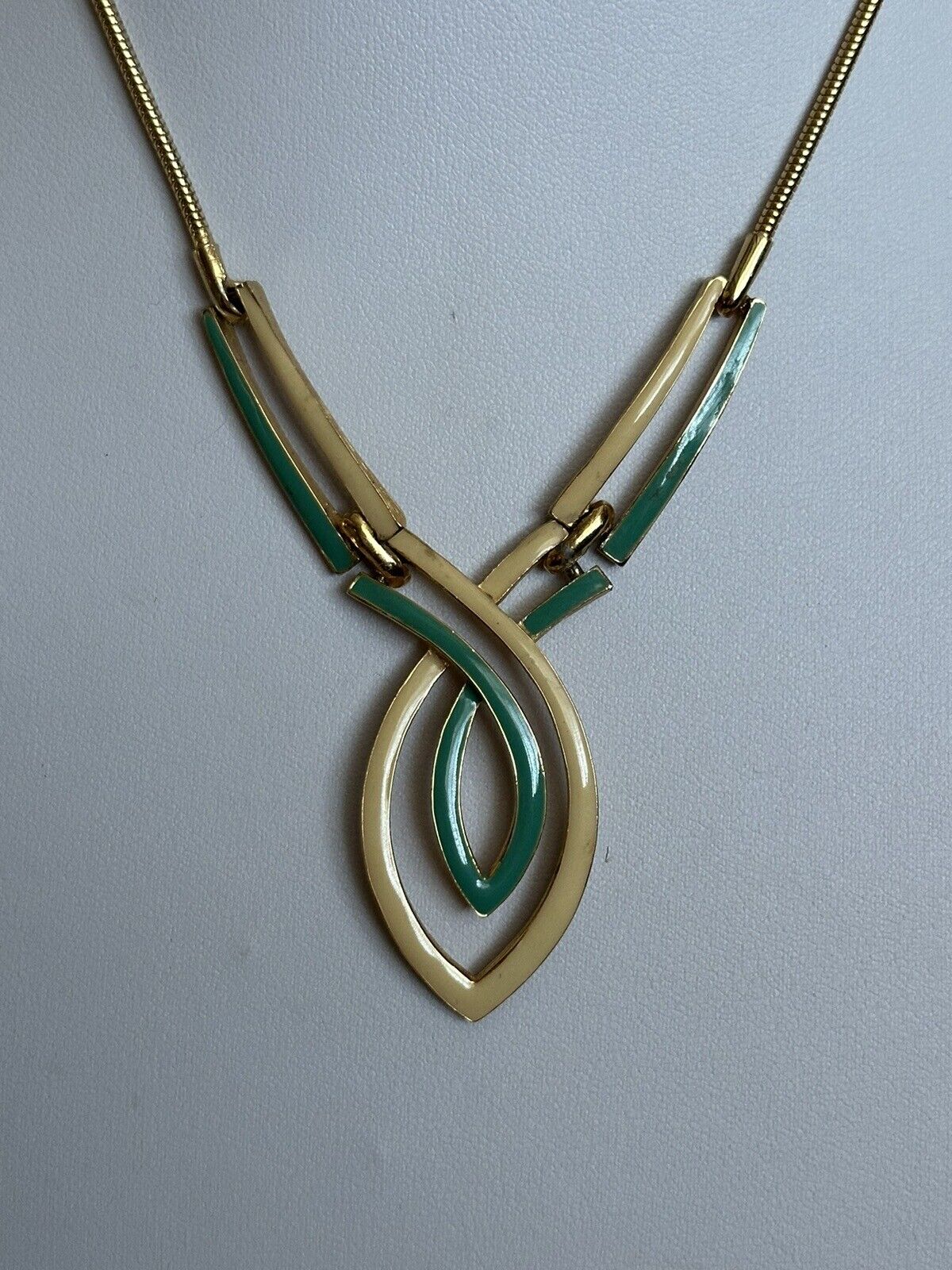 Vintage Green Enamel Cream Gold Tone Necklace