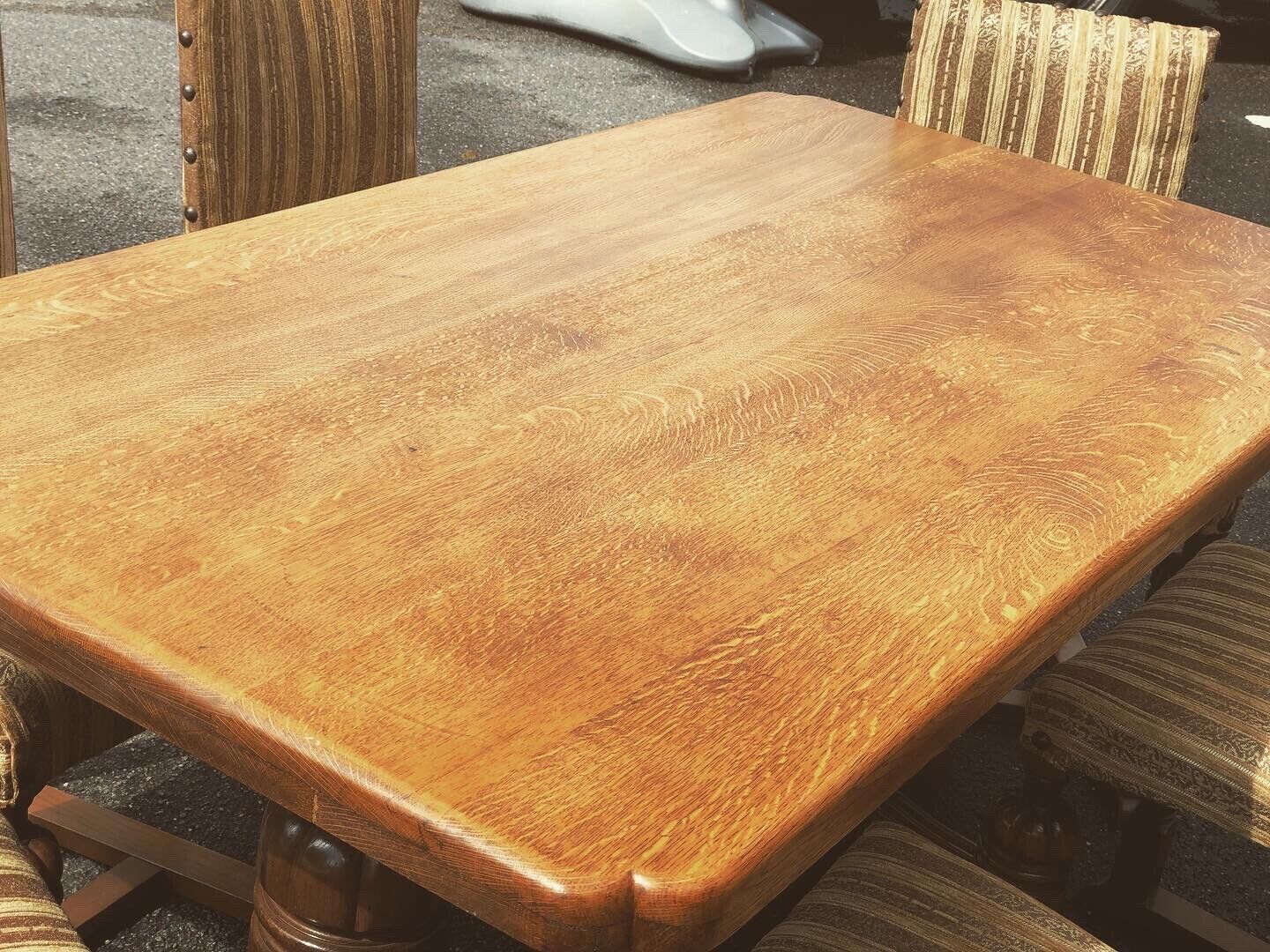 1930’s Oak Table & 6 Chairs