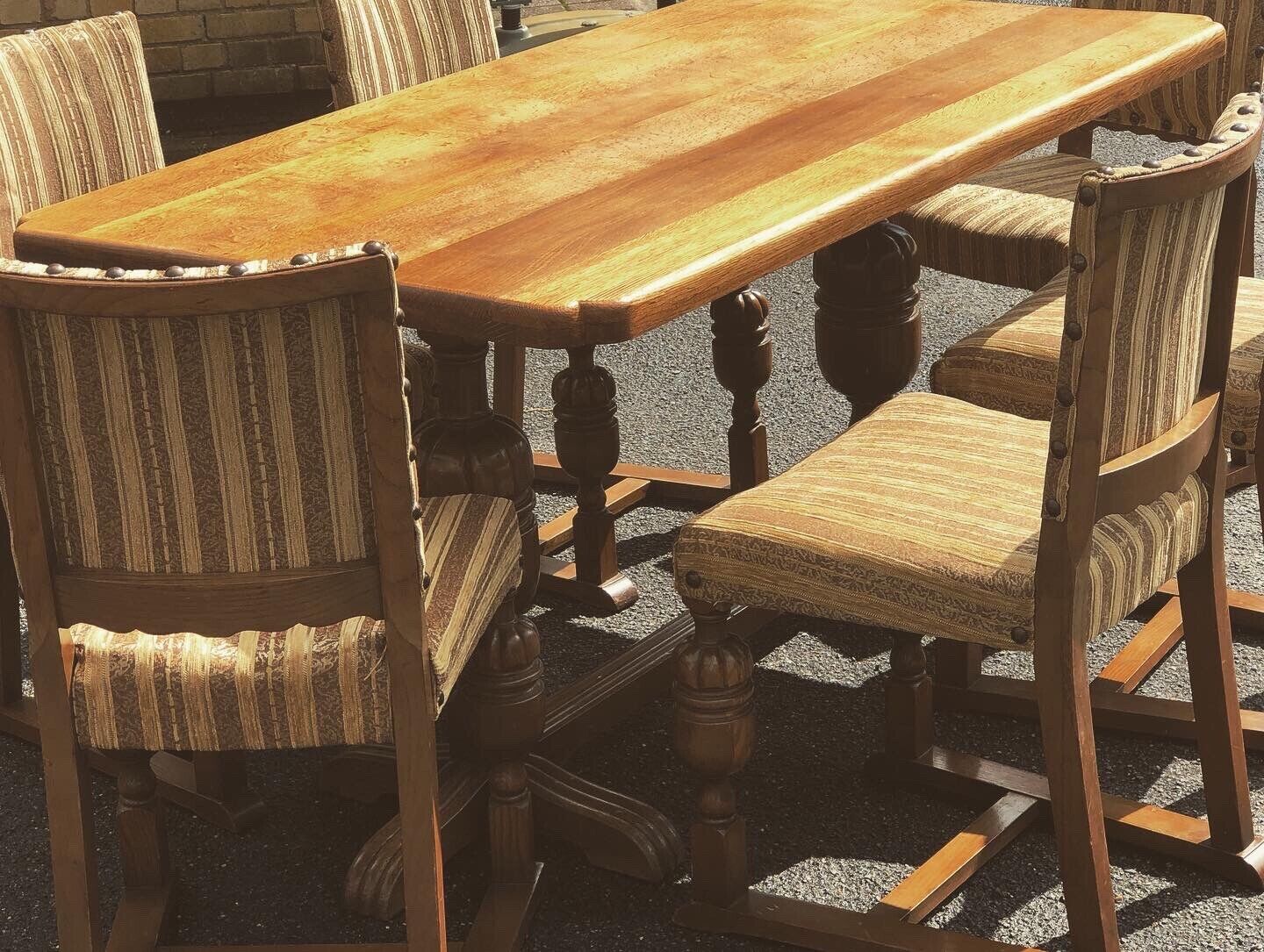 1930’s Oak Table & 6 Chairs