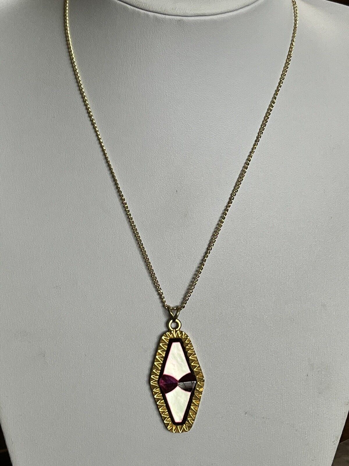Vintage Signed Exquisite Gold Tone Pendant Necklace
