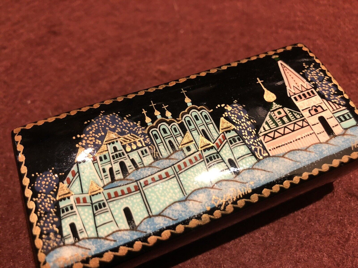 Russian Papier-mâché Snuff Box