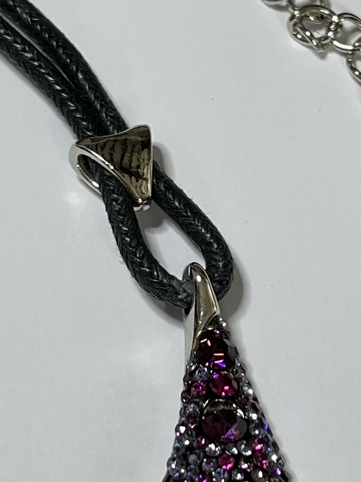 Vintage Signed 1980s Rhodium Plated Purple Crystal Pendant Necklace