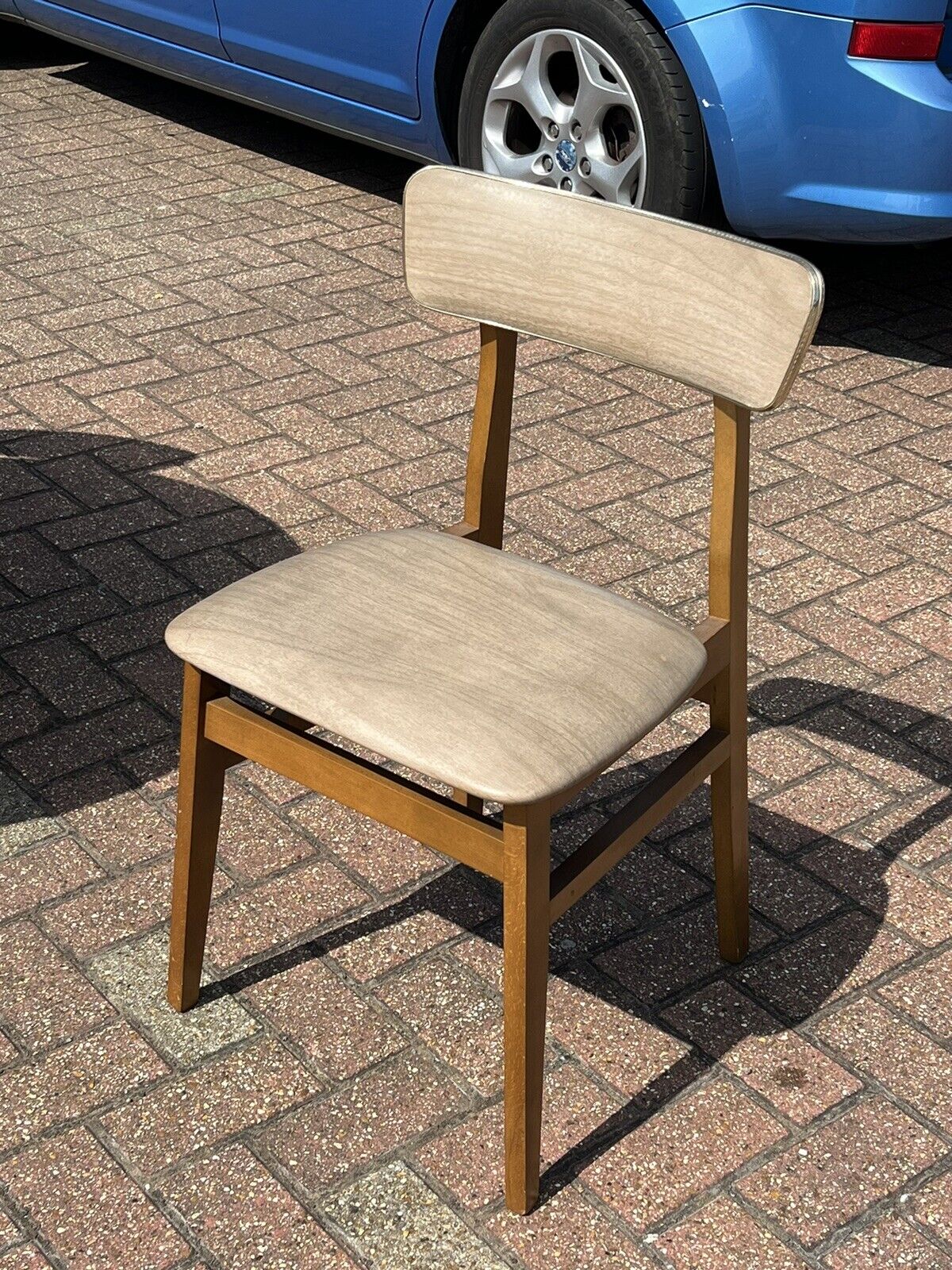 Mid Century Extending Dining Table & 4 Chairs