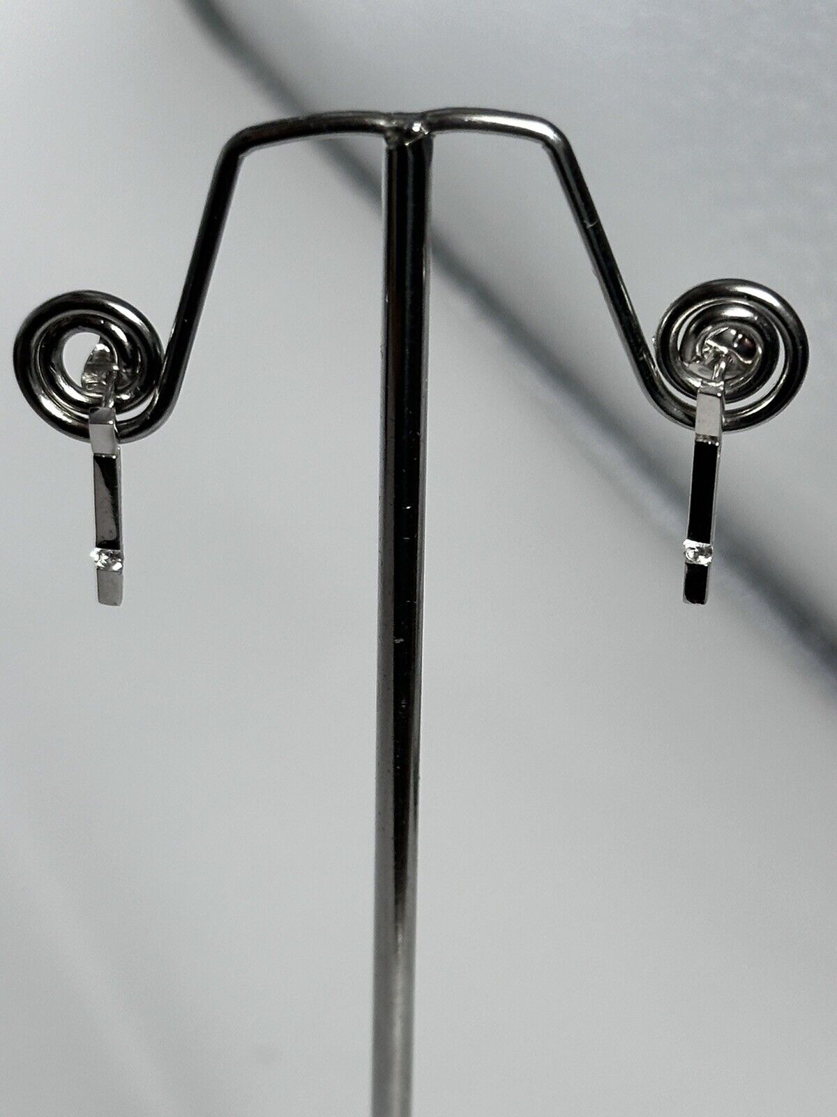 Vintage 9ct White Gold Diamond Drop Earrings